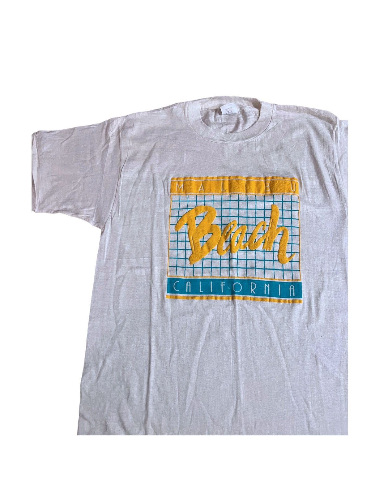 Vintage Vintage 80s 90s Malibu Beach California Single stitch TShirt Size US M / EU 48-50 / 2 - 1 Thumbnail
