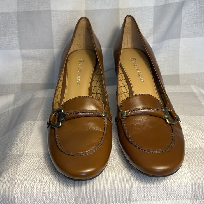 Etienne Aigner Etienne Aigner E Bruno Brown Leather Heels 8 M