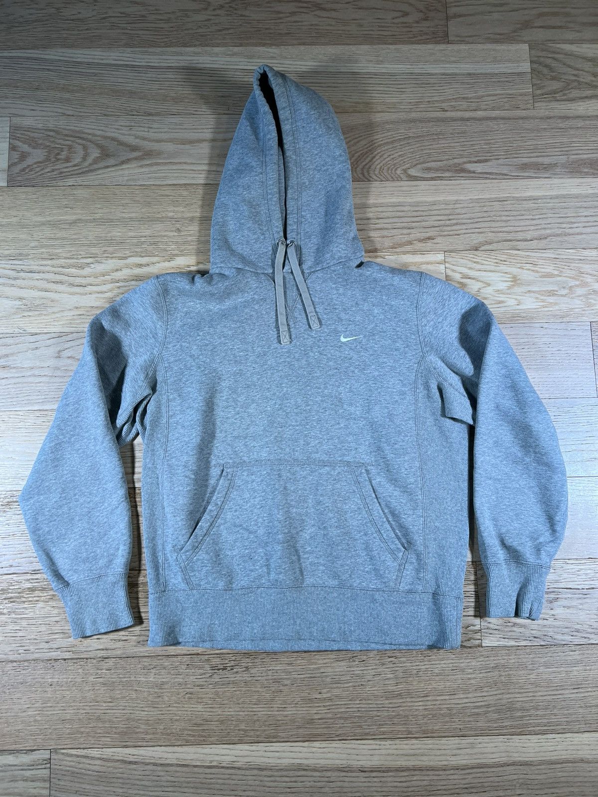Nike × Vintage Nike Mini Swoosh Heavyweight Hoodie Sweatshirt Size US S / EU 44-46 / 1 - 1 Thumbnail