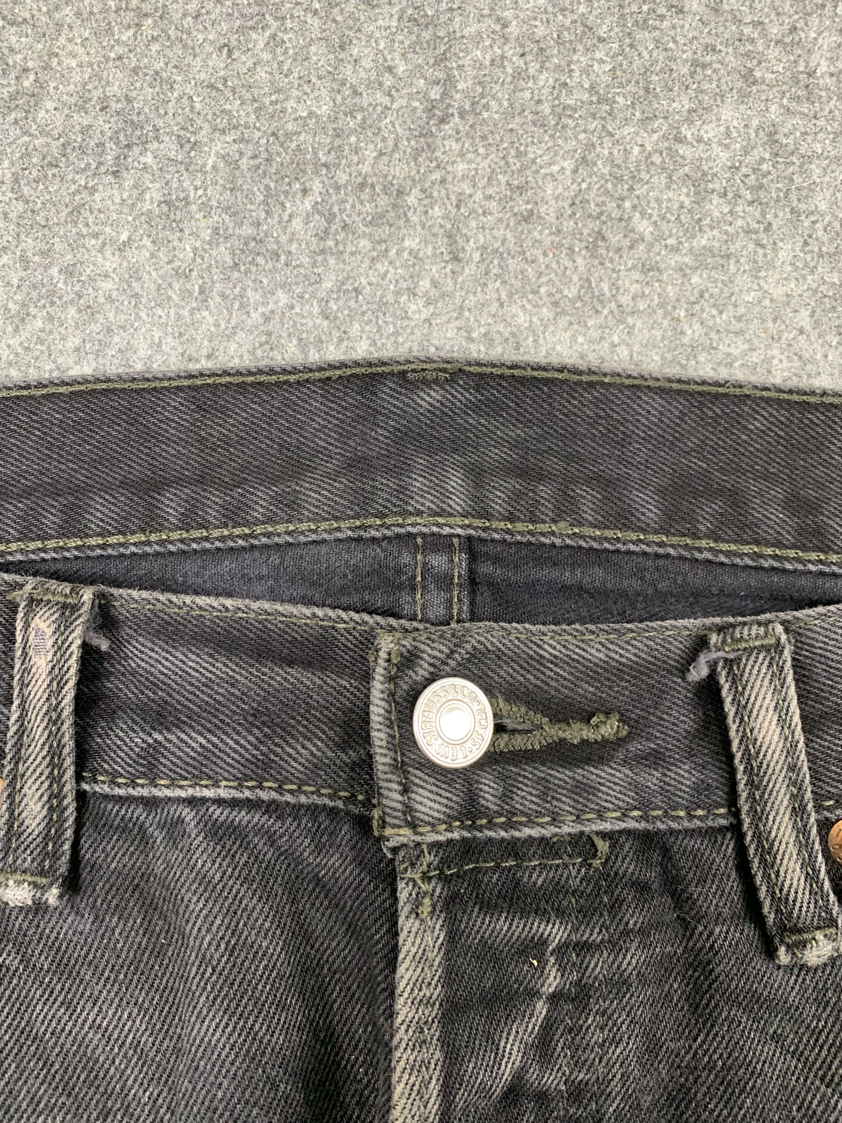 Levi's Vintage Levis 501 Faded Black Jeans DP1790 Size US 33 - 12 Thumbnail