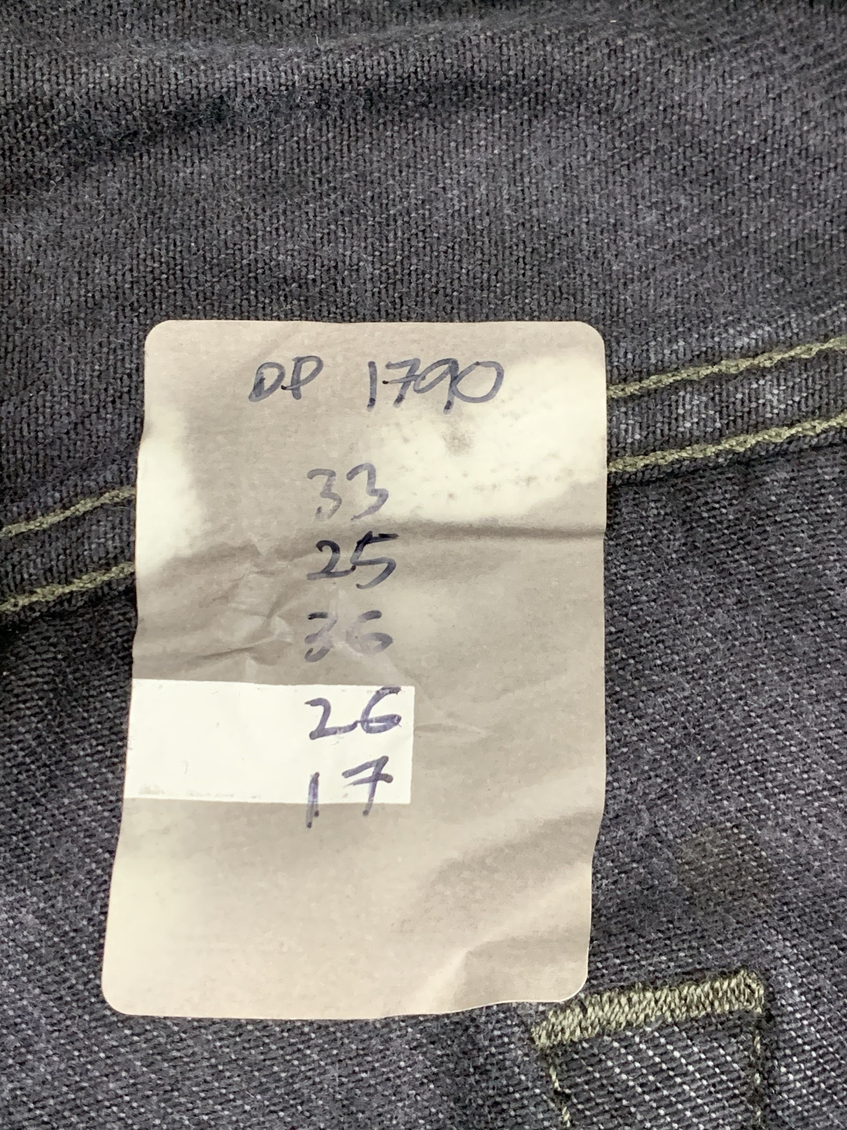 Levi's Vintage Levis 501 Faded Black Jeans DP1790 Size US 33 - 17 Thumbnail