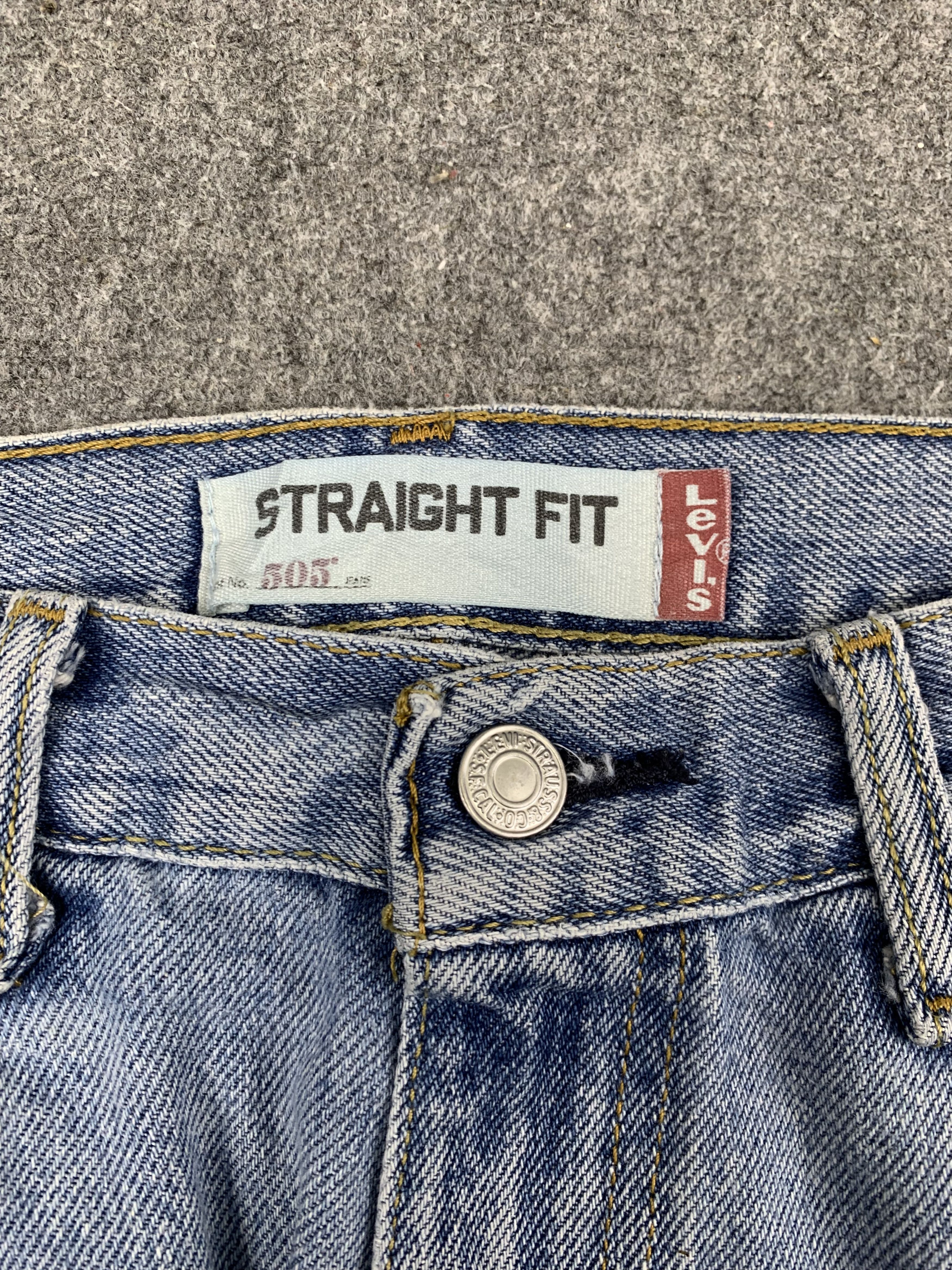 Levi's Vintage Levis 505 Light Wash Jeans DP1795 Size US 35 - 13 Thumbnail