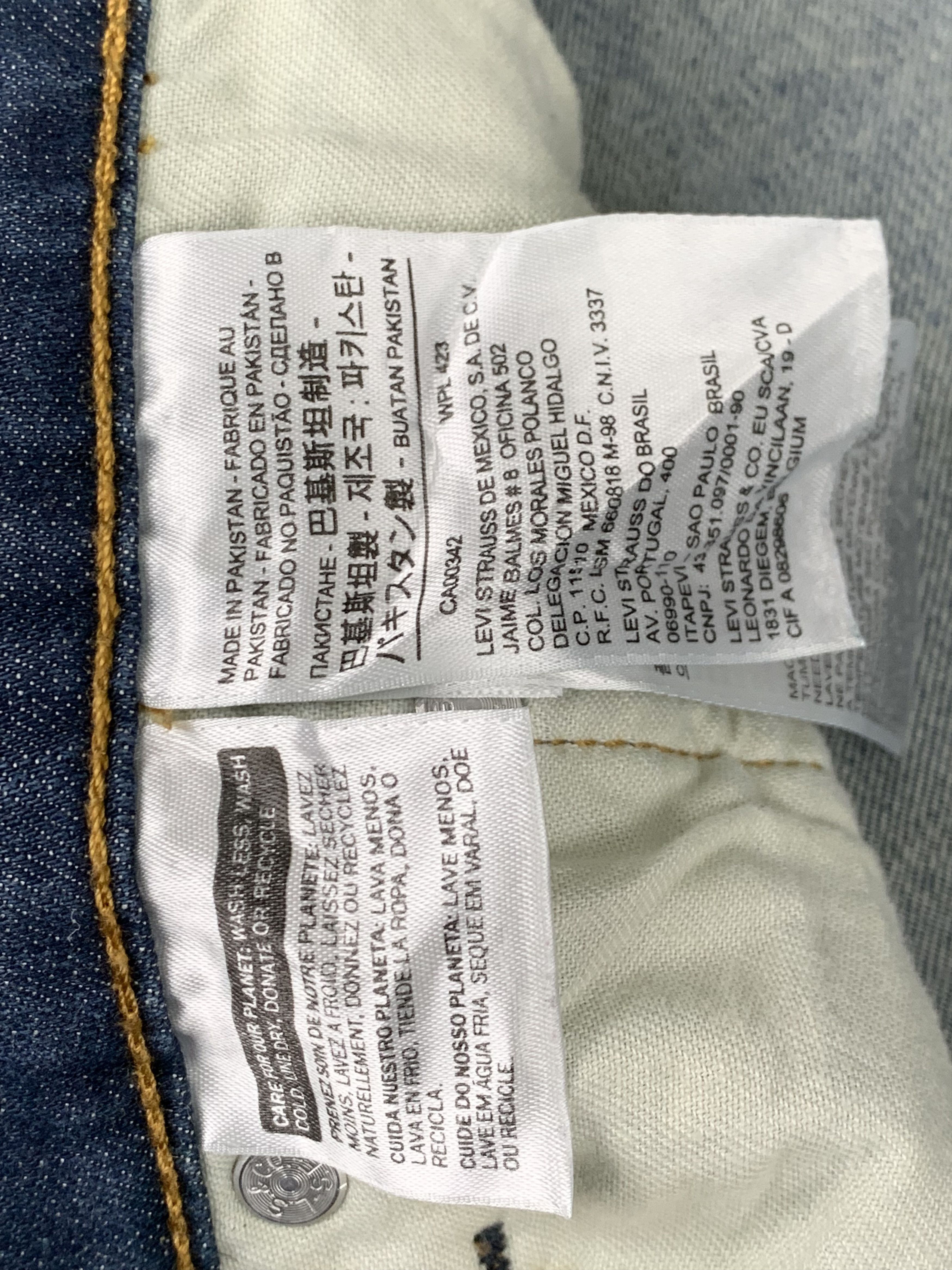 Levi's Vintage Levis 541 Faded Blue Jeans DP1796 Size US 44 / EU 60 - 7 Thumbnail