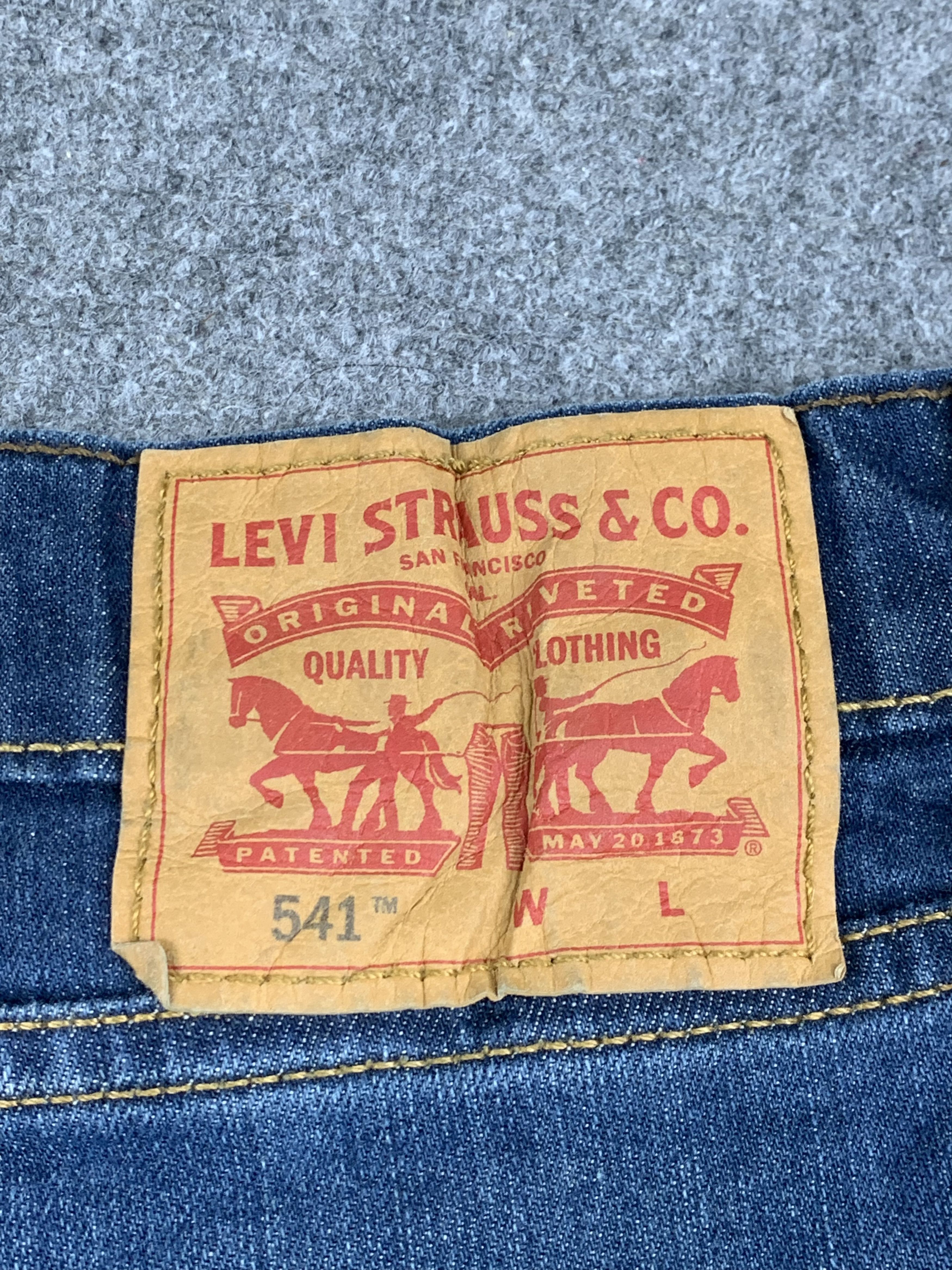 Levi's Vintage Levis 541 Faded Blue Jeans DP1796 Size US 44 / EU 60 - 5 Thumbnail