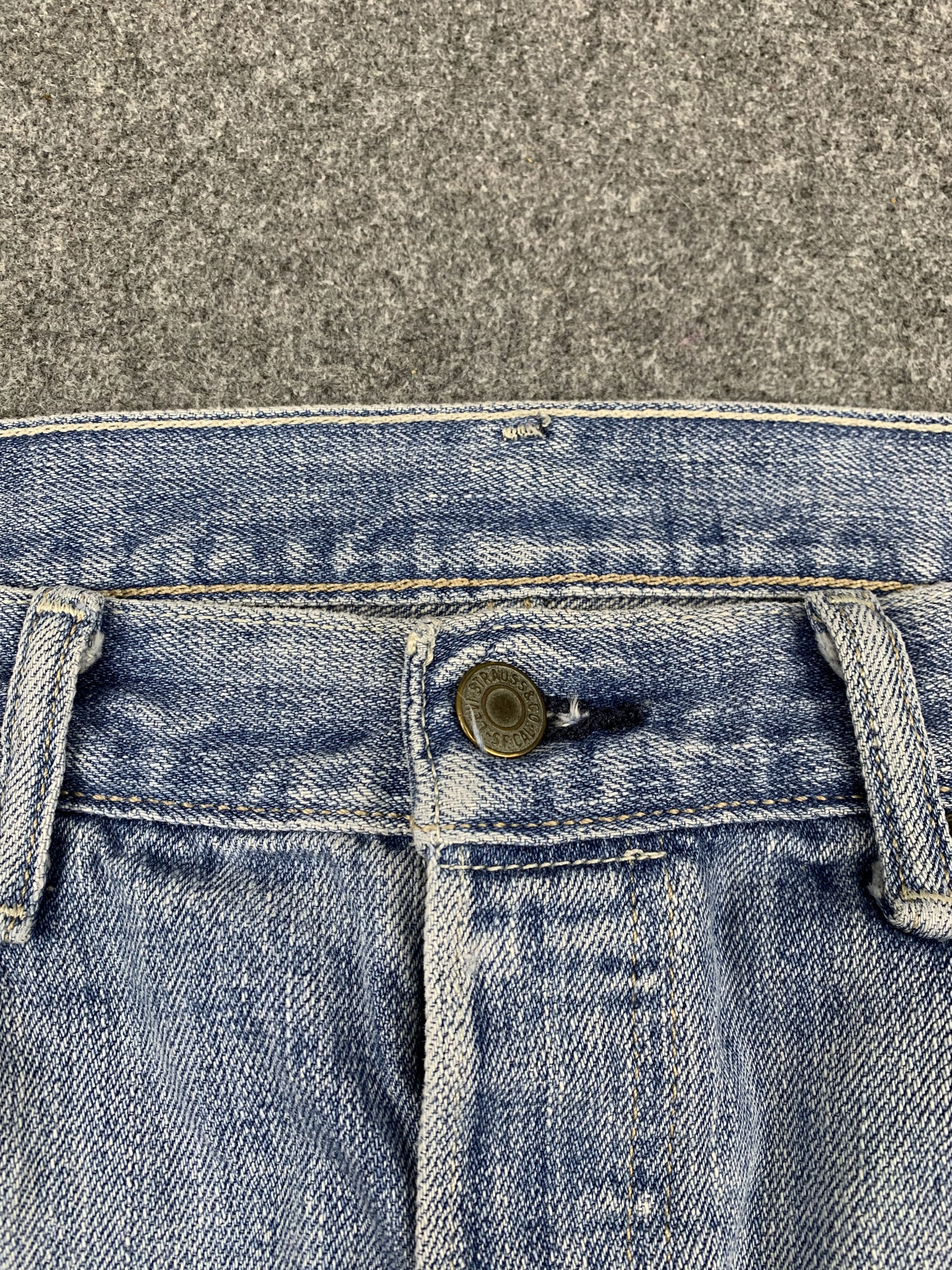 Levi's Vintage Levis 501 Light Wash Jeans DP1820 Size US 34 / EU 50 - 13 Thumbnail