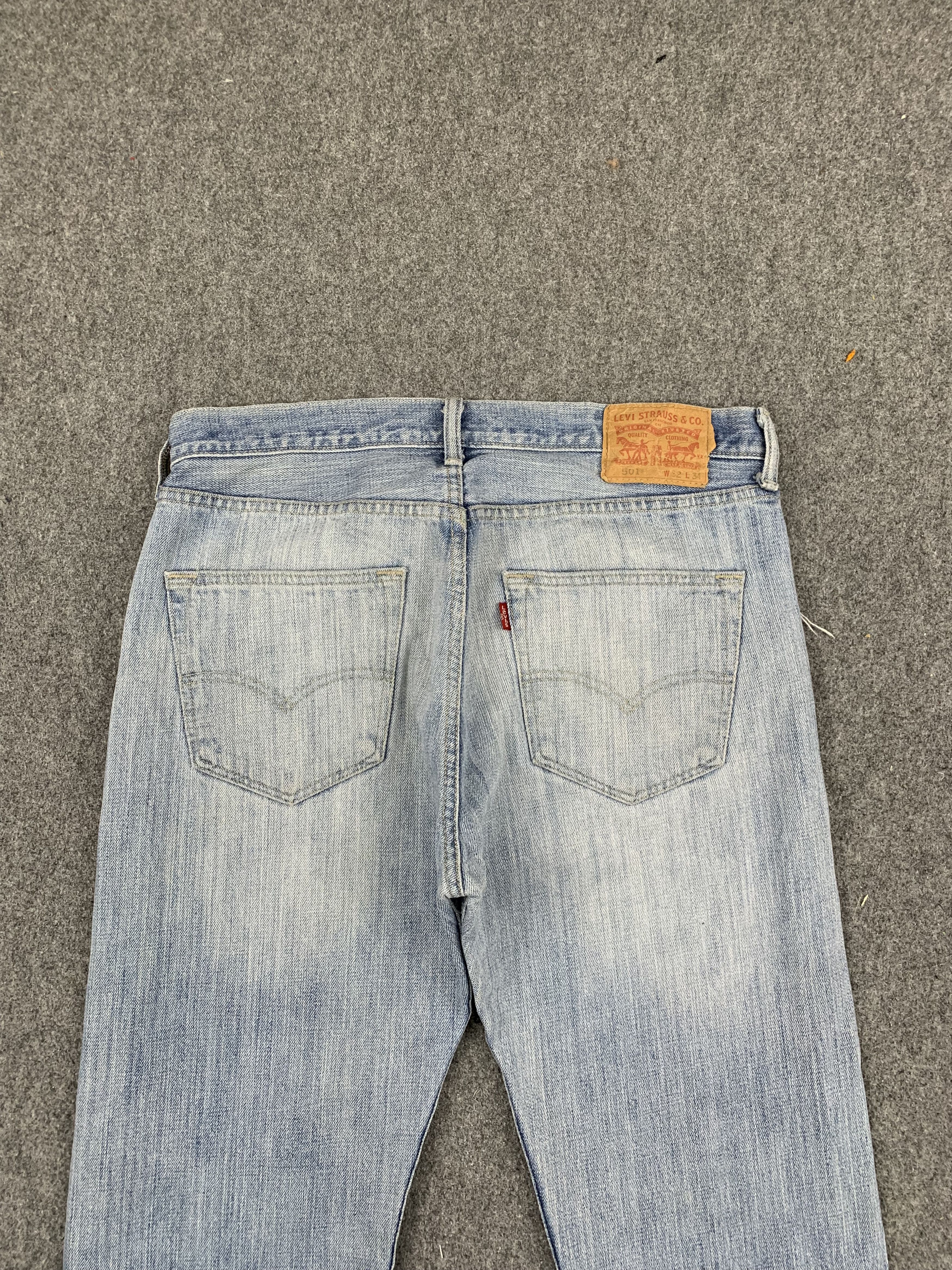Levi's Vintage Levis 501 Light Wash Jeans DP1820 Size US 34 / EU 50 - 4 Thumbnail