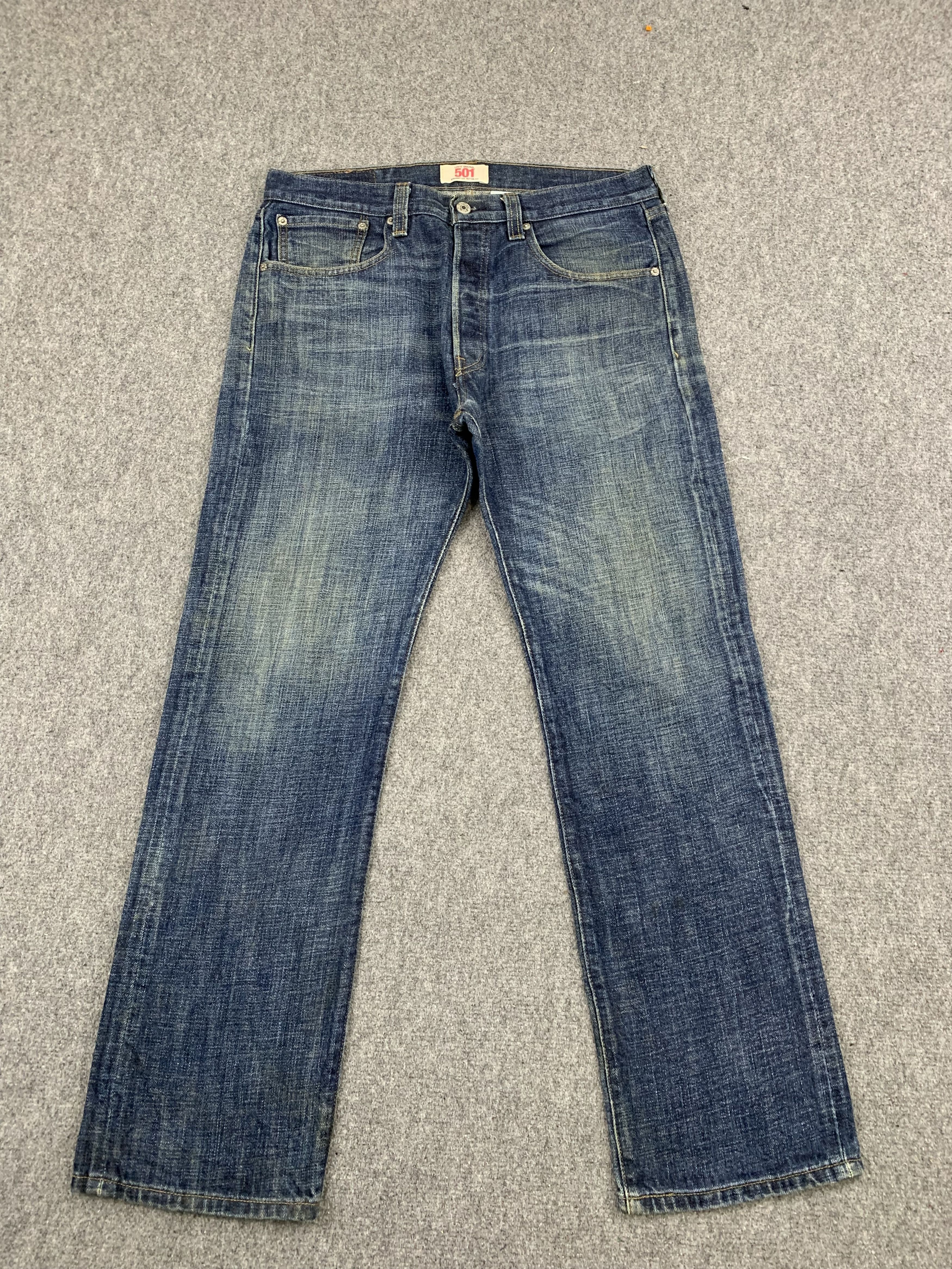 Levi's Vintage Levis 501 Faded Blue Jeans DP1801 Size US 35 - 1 Thumbnail