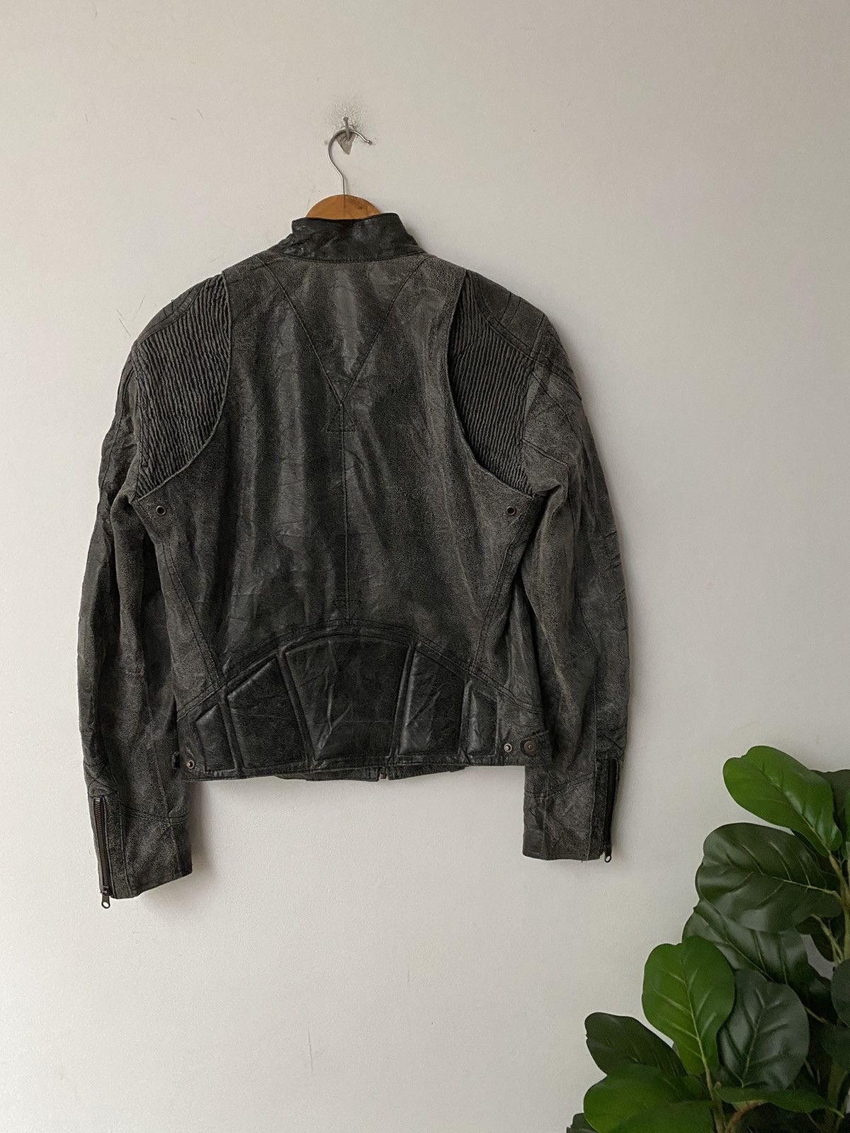 Ducati DUCATI X PUMA LEATHER BIKE JACKET nice designer Size US M / EU 48-50 / 2 - 4 Thumbnail