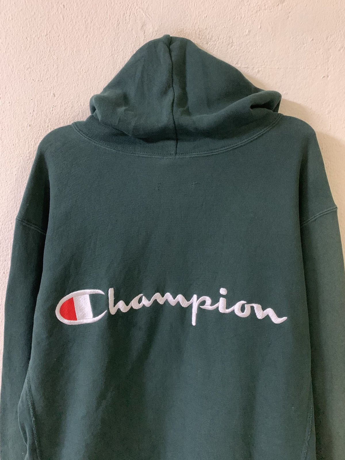Champion Vintage Champion Reverse Weave Spellout Big Logo Hoodie Size US XL / EU 56 / 4 - 4 Thumbnail