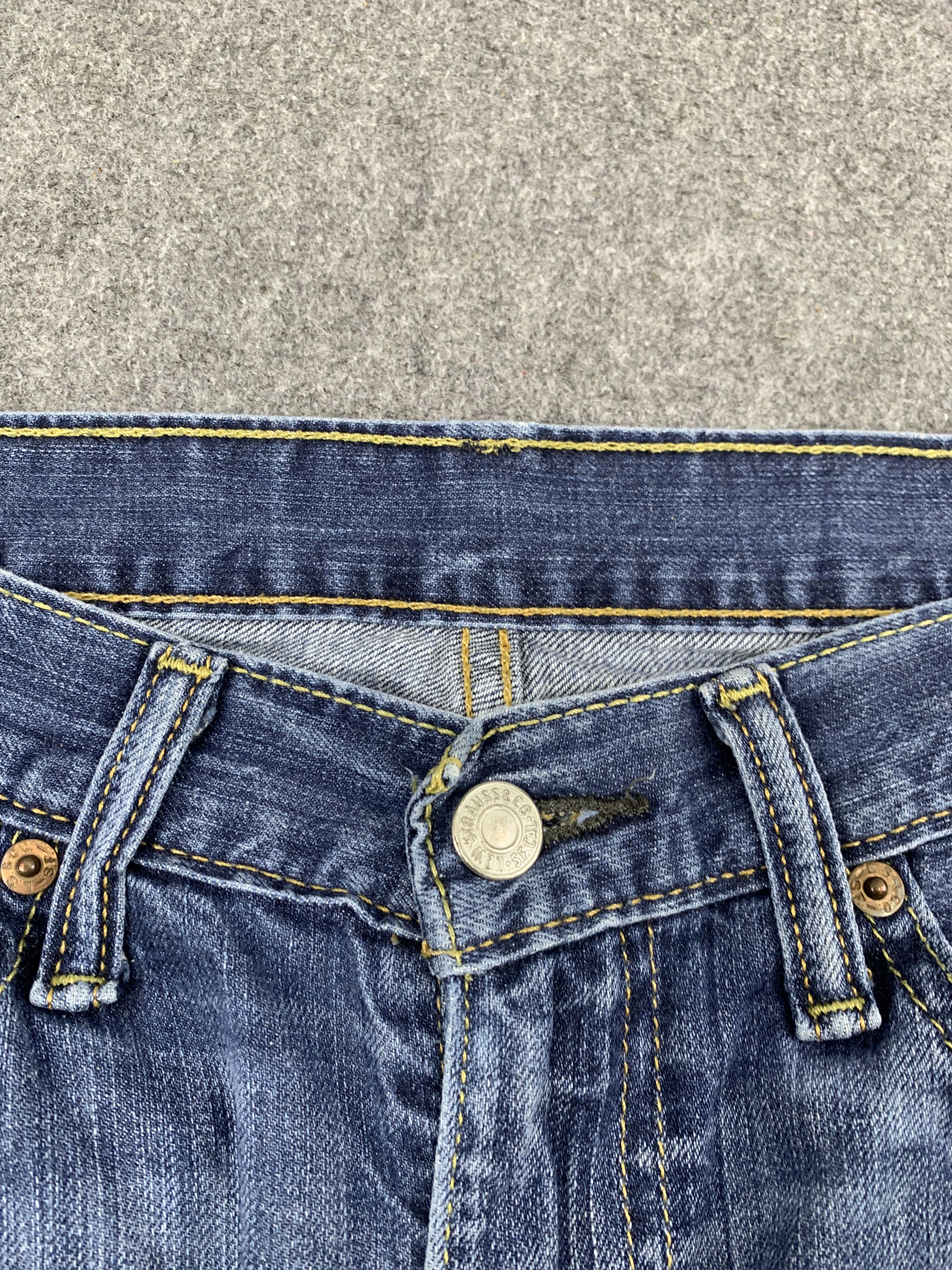 Levi's Vintage Levis 514 Light Blue Jeans DP1806 Size US 36 / EU 52 - 9 Thumbnail