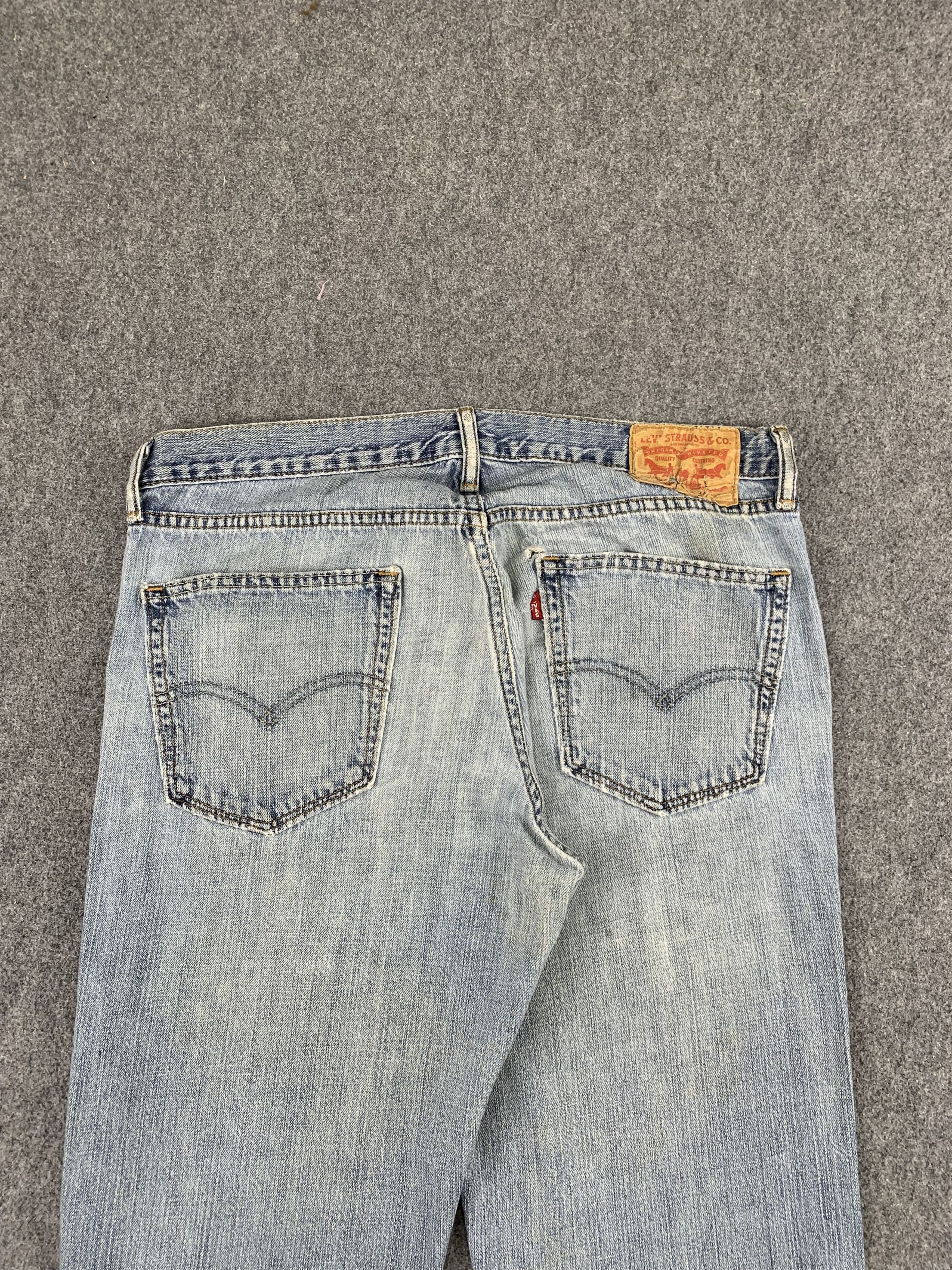 Levi's Vintage Levis 559 Light Wash Jeans DP1866 Size US 36 / EU 52 - 4 Thumbnail