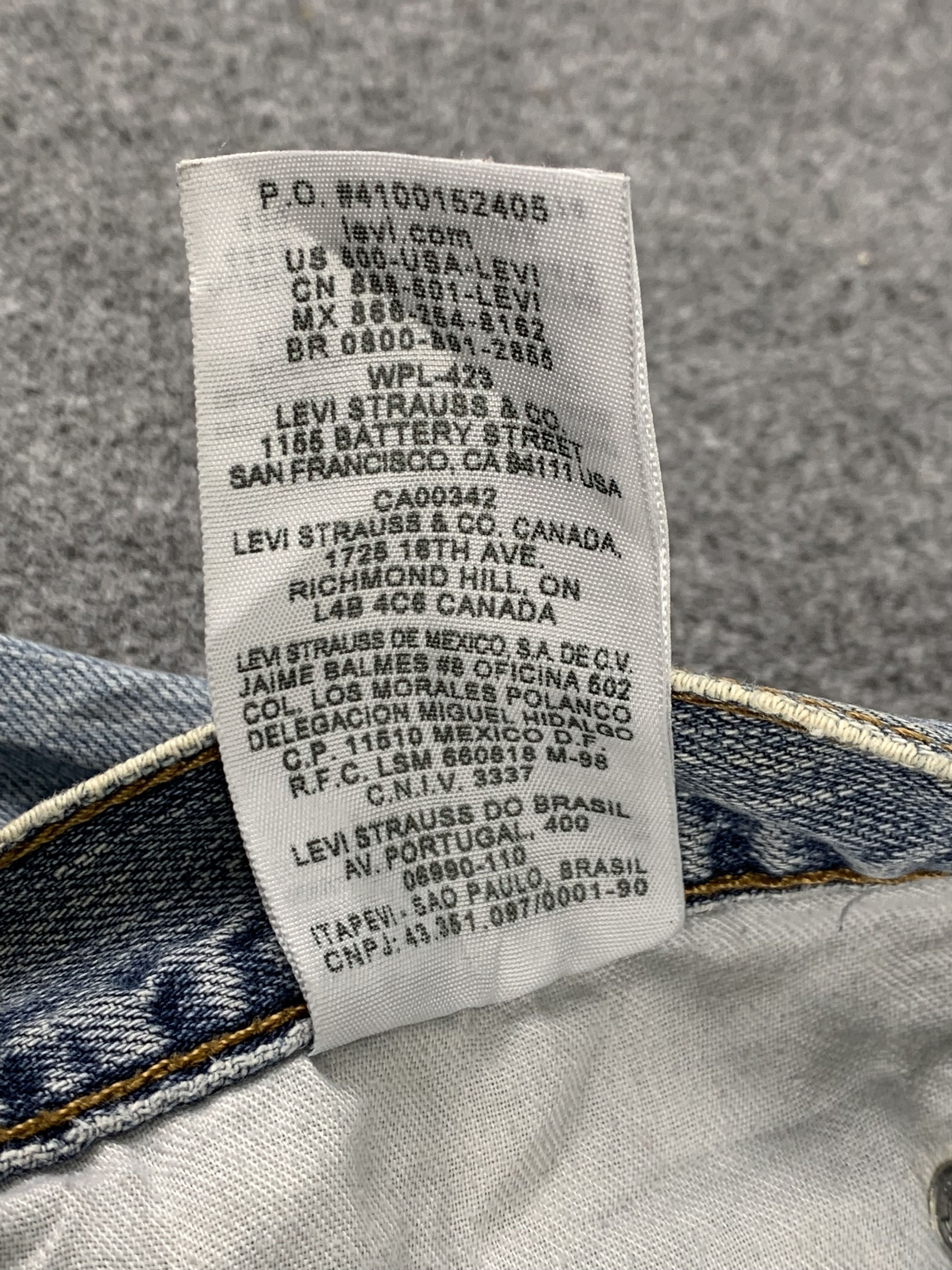 Levi's Vintage Levis 559 Light Wash Jeans DP1866 Size US 36 / EU 52 - 14 Thumbnail