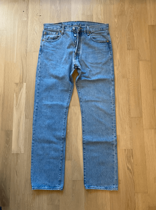Levi's Levi’s 501 Jeans Denim Light Stonewash Blue 30x30 Size US 30 / EU 46 - 1 Thumbnail