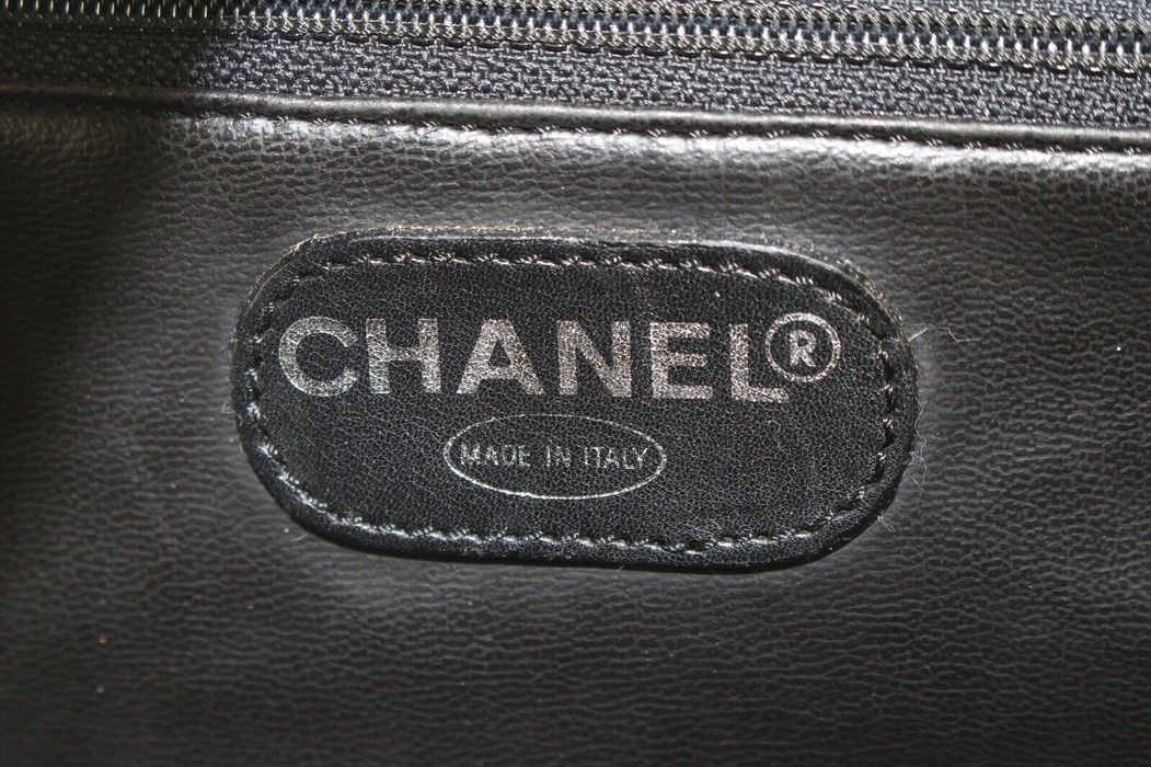 Chanel Chanel Black Caviar Dopp Toiletry Case Vanity Pouch 3CJ0113