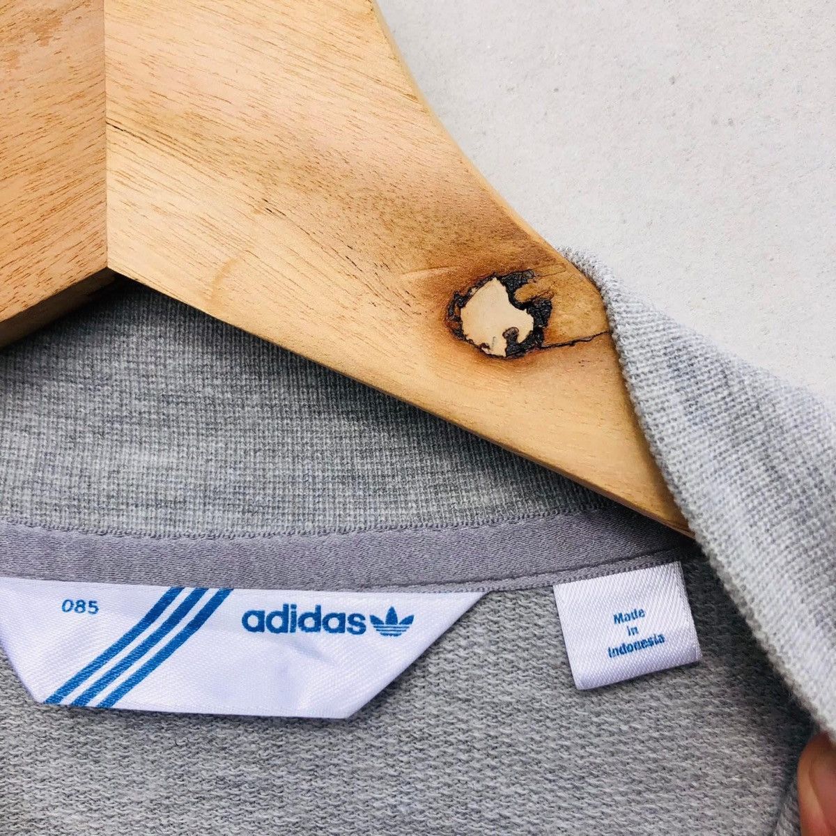 Adidas 🔥Accept Binding Offer🔥 Adidas Sweater Size S / US 4 / IT 40 - 5 Thumbnail