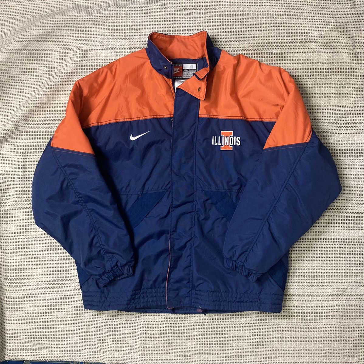 Vintage Nike ILLINOIS Jacket