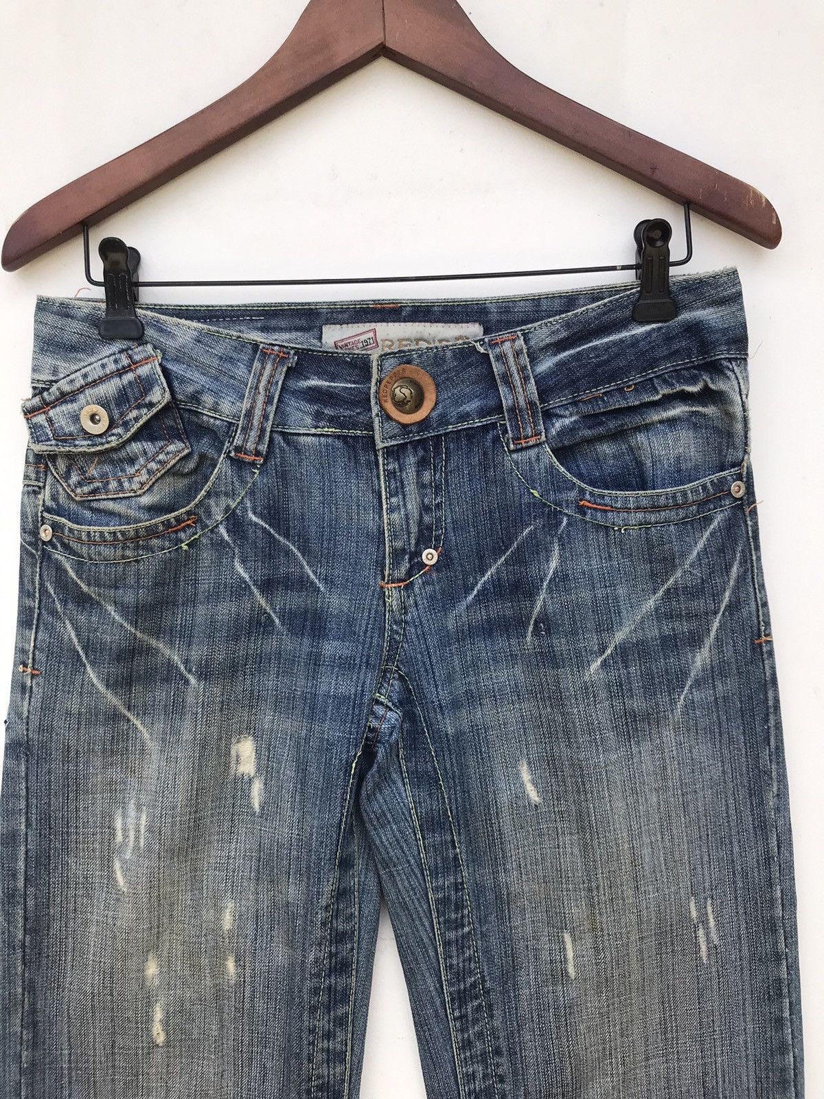 If Six Was Nine Red Pepper Embroidered Distressed Jeans - Unique Patch Style Size 30" / US 8 / IT 44 - 4 Thumbnail