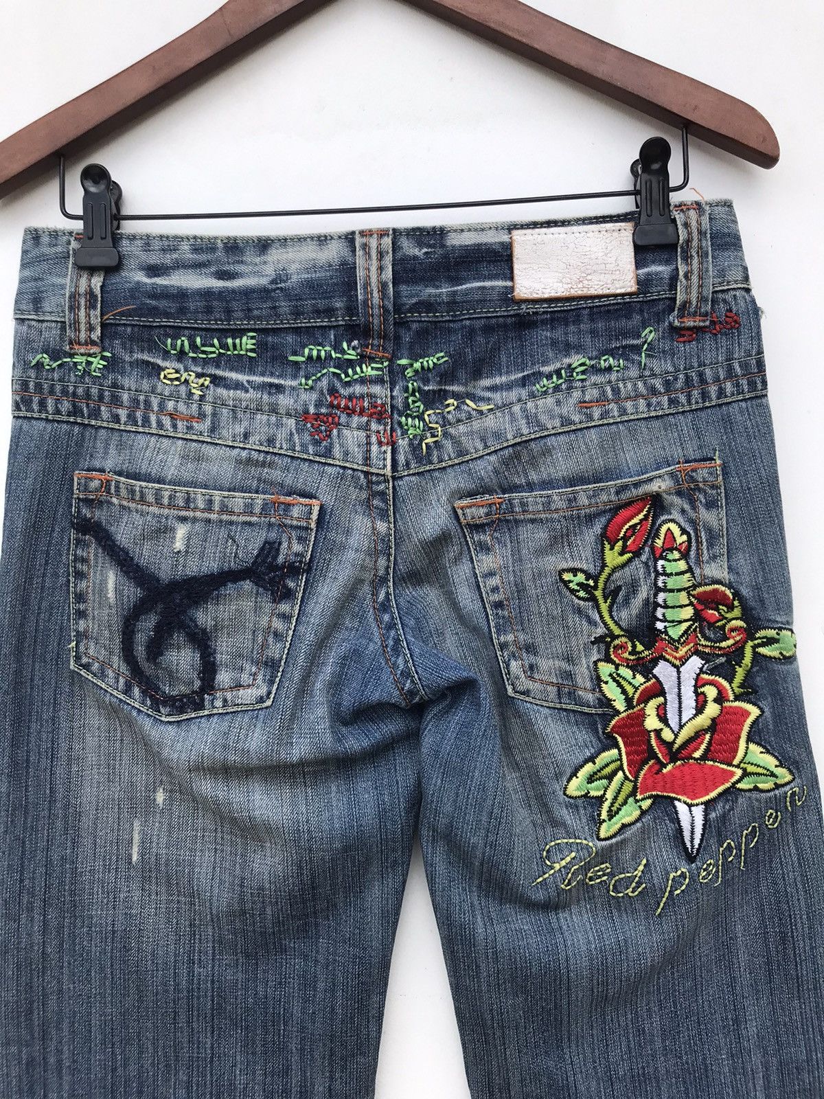 If Six Was Nine Red Pepper Embroidered Distressed Jeans - Unique Patch Style Size 30" / US 8 / IT 44 - 9 Thumbnail