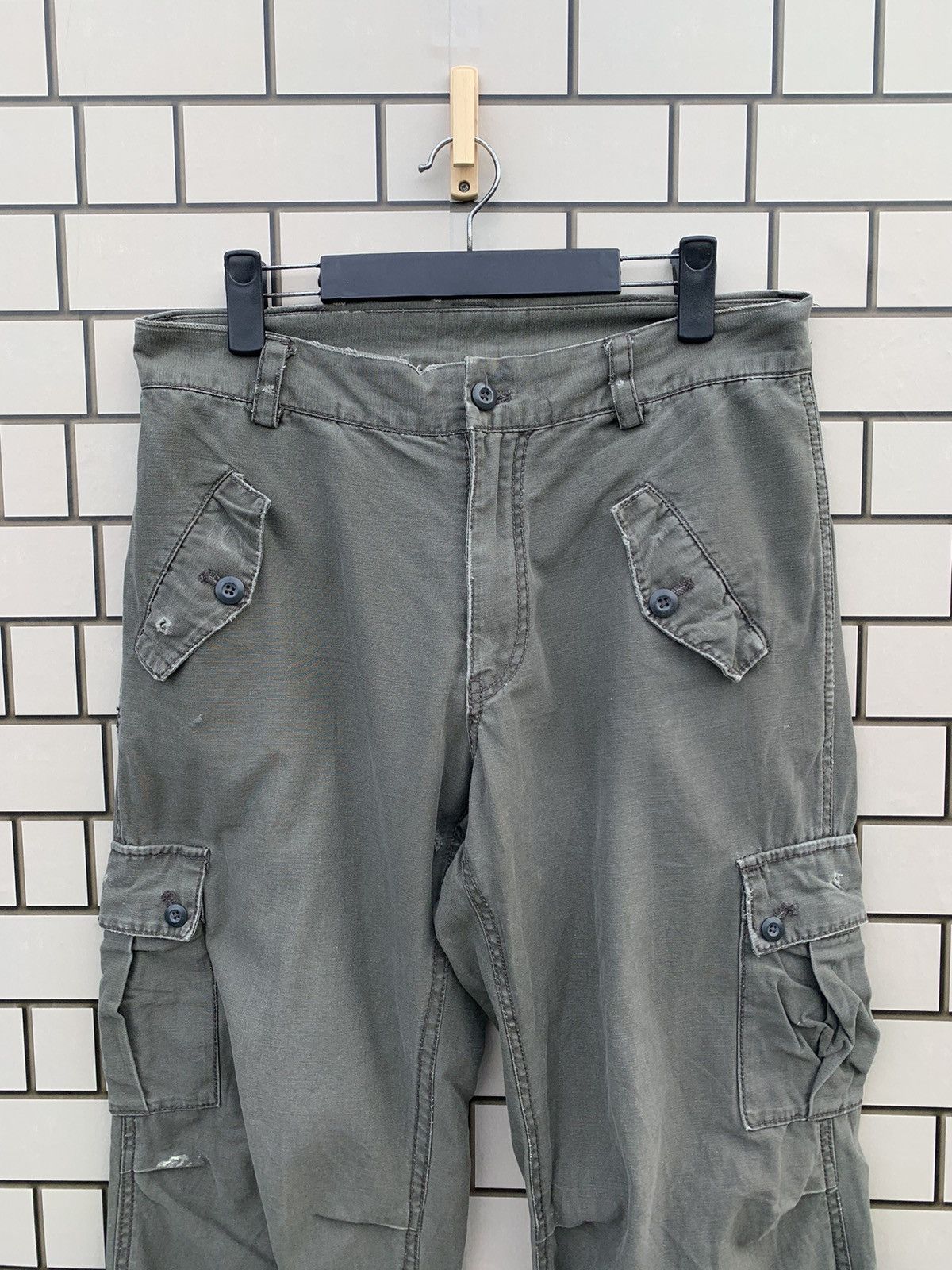 Oshkosh × Vintage Vintage Oshkosh Cargo Pants Army Design Size US 33 - 3 Thumbnail
