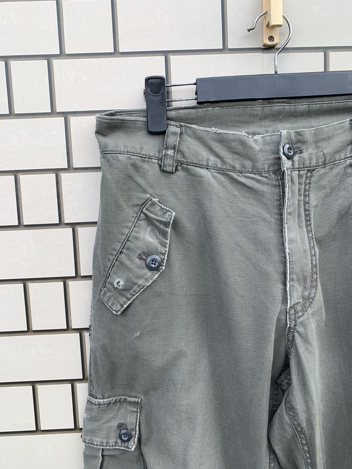 Oshkosh × Vintage Vintage Oshkosh Cargo Pants Army Design Size US 33 - 5 Thumbnail