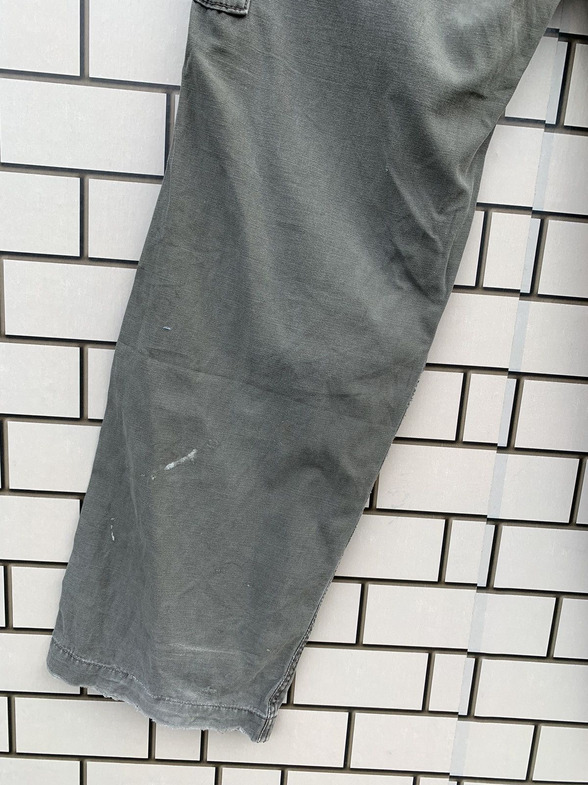 Oshkosh × Vintage Vintage Oshkosh Cargo Pants Army Design Size US 33 - 12 Thumbnail