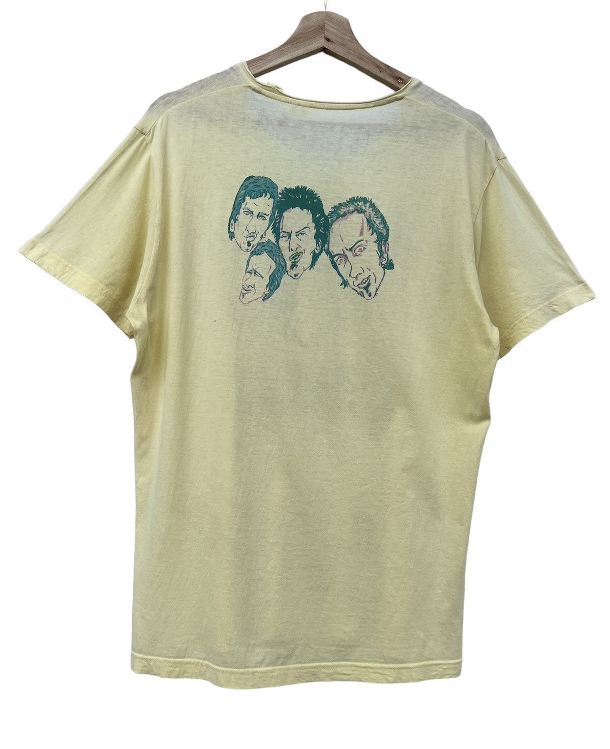 Band Tees × Seditionaries × Uniqlo Sex Pistol No Feeling Tee Size US M / EU 48-50 / 2 - 3 Thumbnail