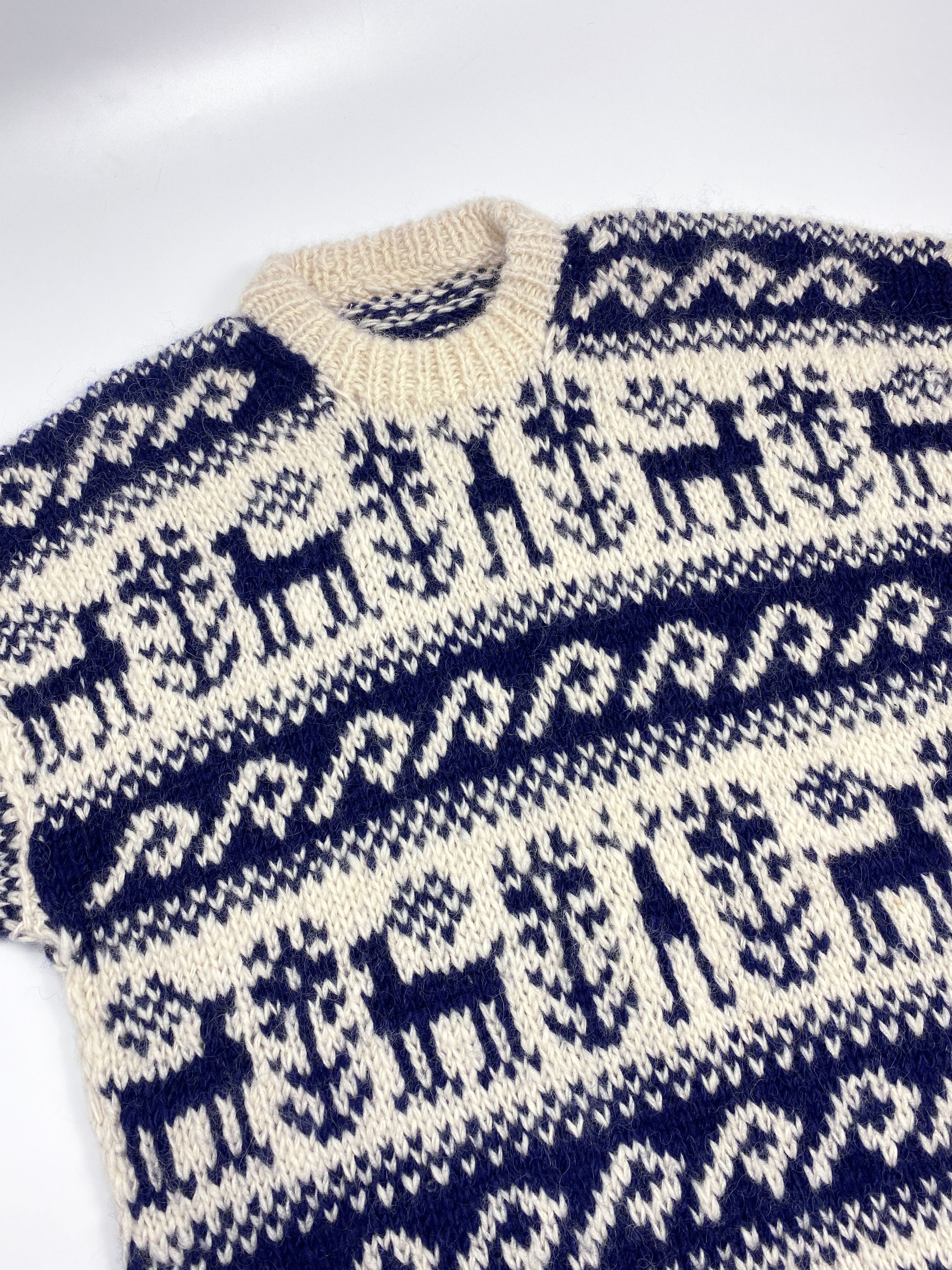 Handmade × Vintage Vintage Heavy Pure Wool Hand-Knitted Deer Winter Sweater Size US XL / EU 56 / 4 - 2 Thumbnail