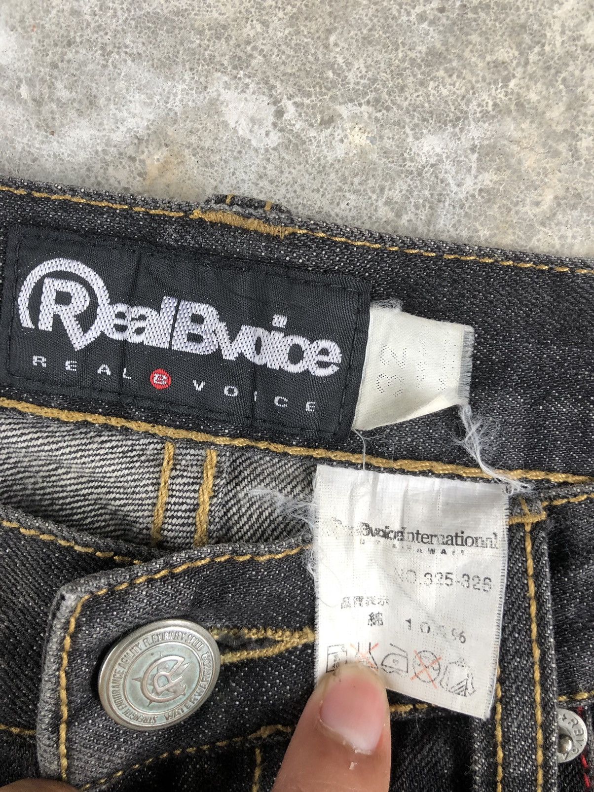 Japanese Brand Japanese Painted Jeans Big Logo Jeans Distressed Jean Size US 34 / EU 50 - 13 Thumbnail