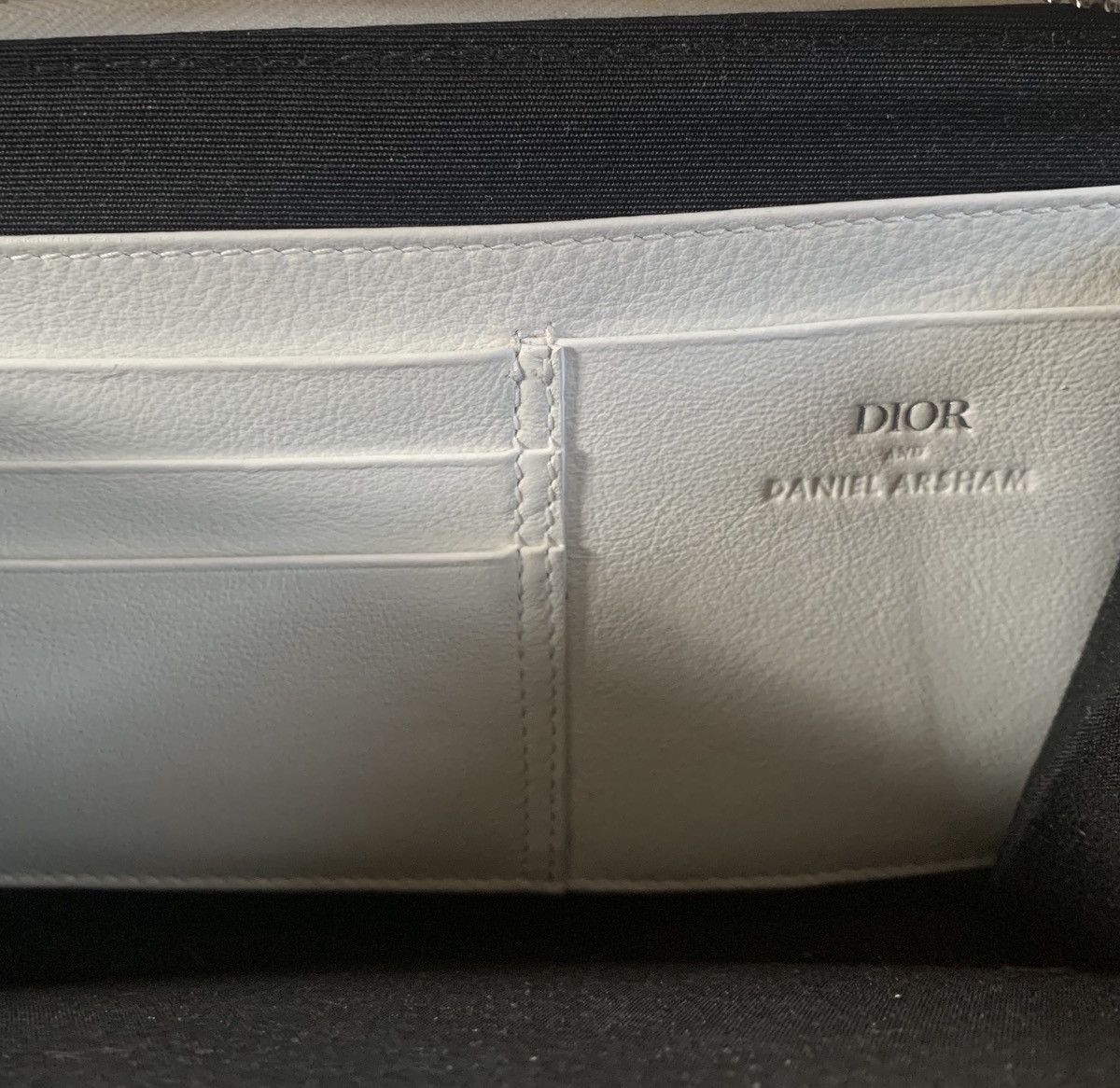 Daniel Arsham × Dior Dior x Arsham Zipped Compact Crossbody Wallet Bag Size ONE SIZE - 4 Thumbnail