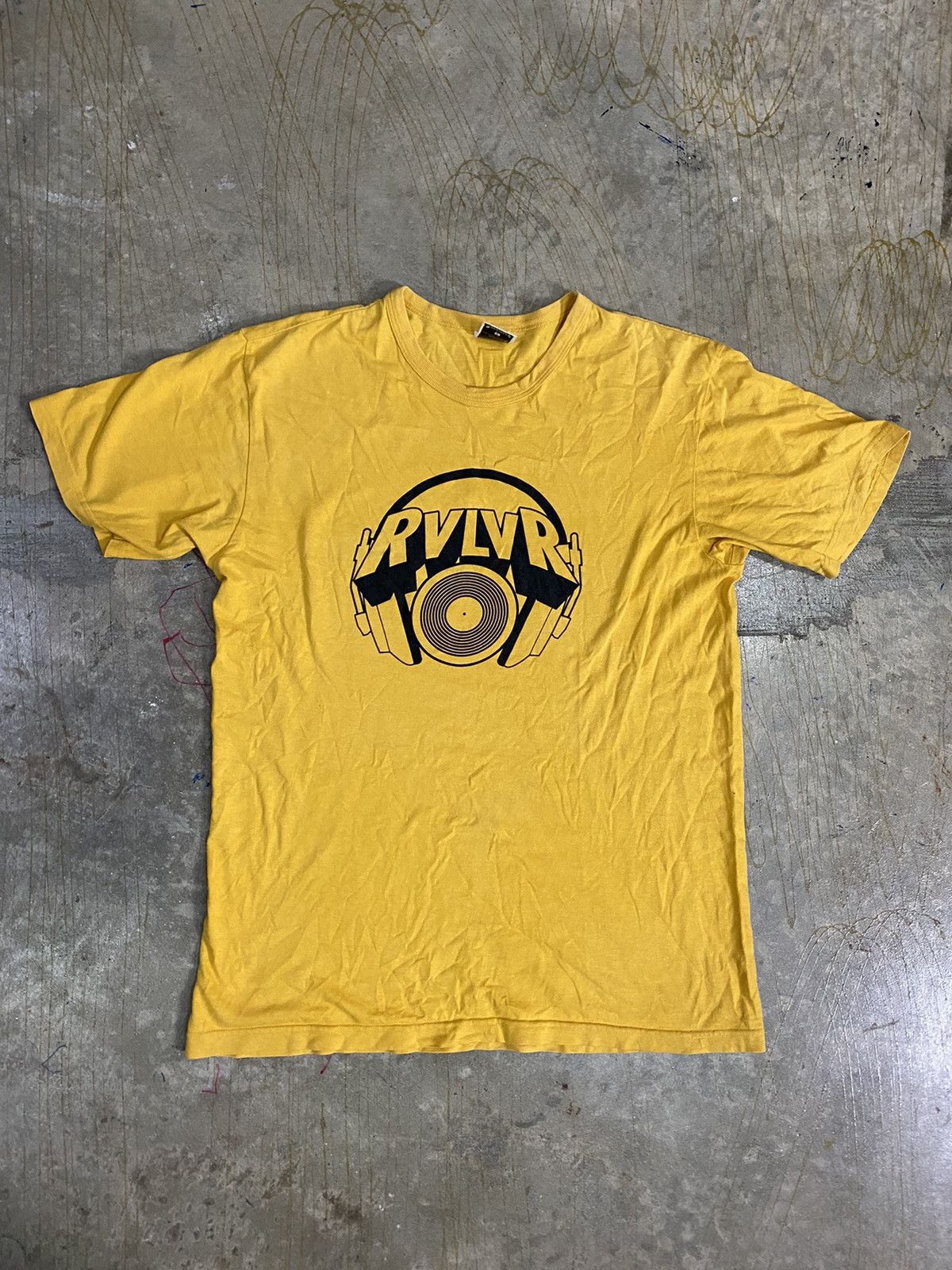 Hiroshi Fujiwara AW2002 REVOLVER Japan Disc-man print Size US L / EU 52-54 / 3 - 3 Thumbnail