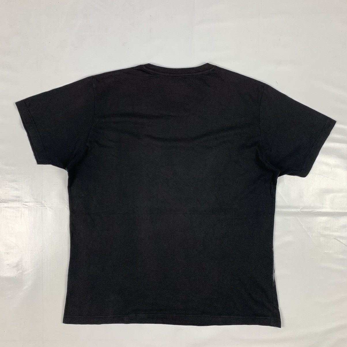 Uniqlo Uniqlo X Tim Burton Movie Tshirt Size US XL / EU 56 / 4 - 8 Thumbnail