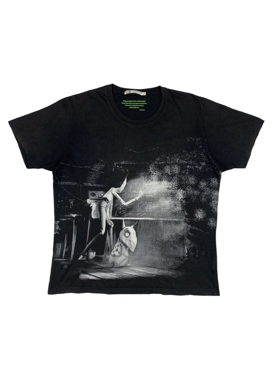 Uniqlo Uniqlo X Tim Burton Movie Tshirt Size US XL / EU 56 / 4 - 1 Thumbnail