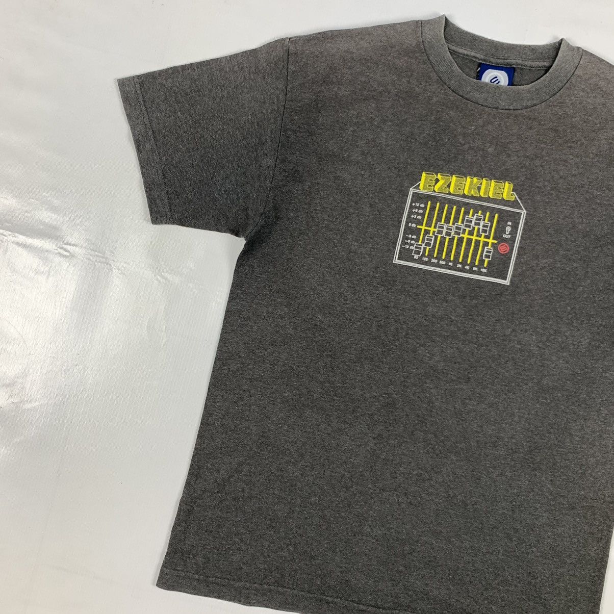 Ezekiel Vintage Ezekiel Skateboard Shirt Size US M / EU 48-50 / 2 - 2 Thumbnail