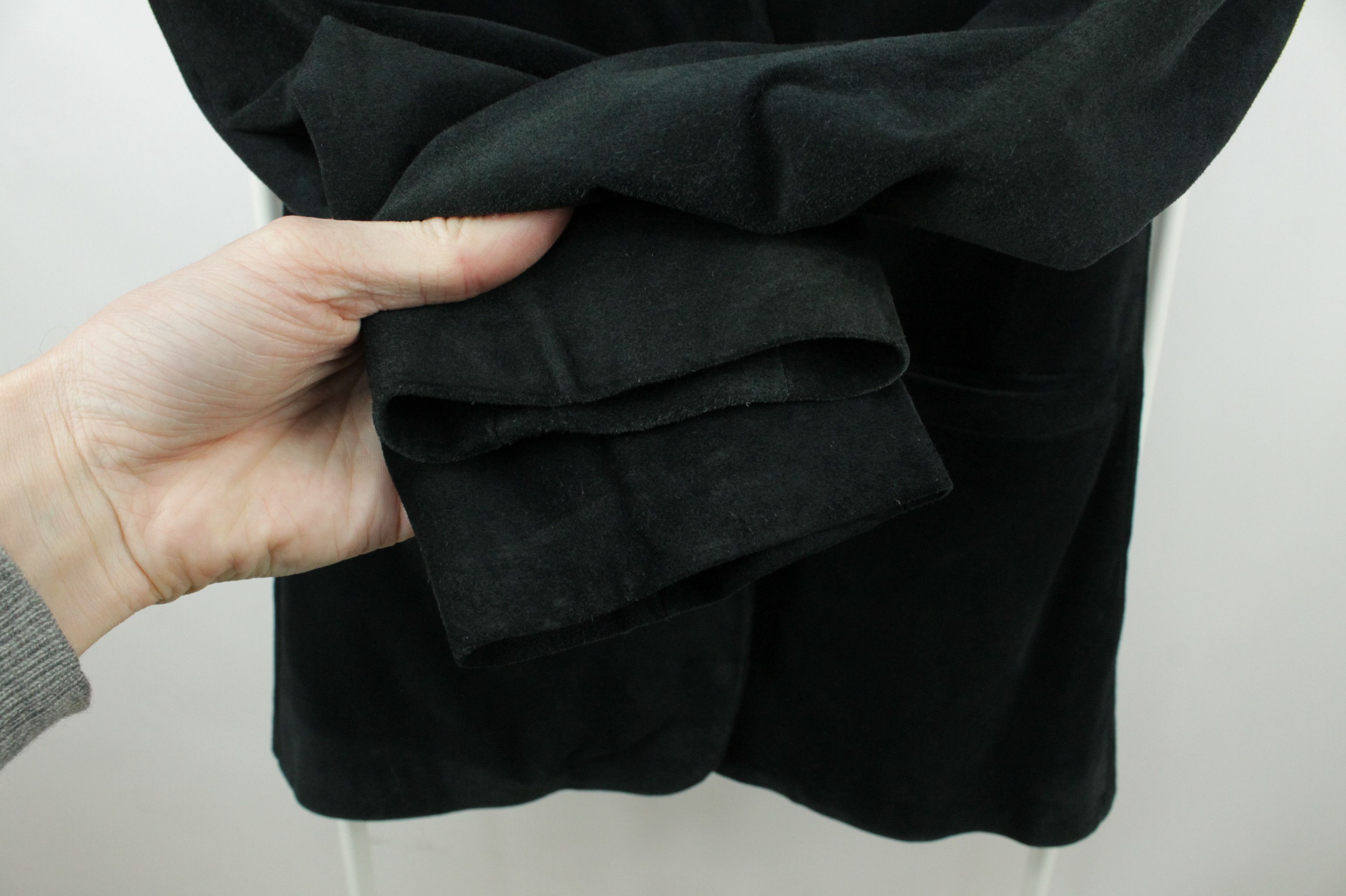 Emporio Armani × Vintage Emporio Armani Vintage Black Suede Blazer Jacket Women's Size M / US 6-8 / IT 42-44 - 5 Thumbnail