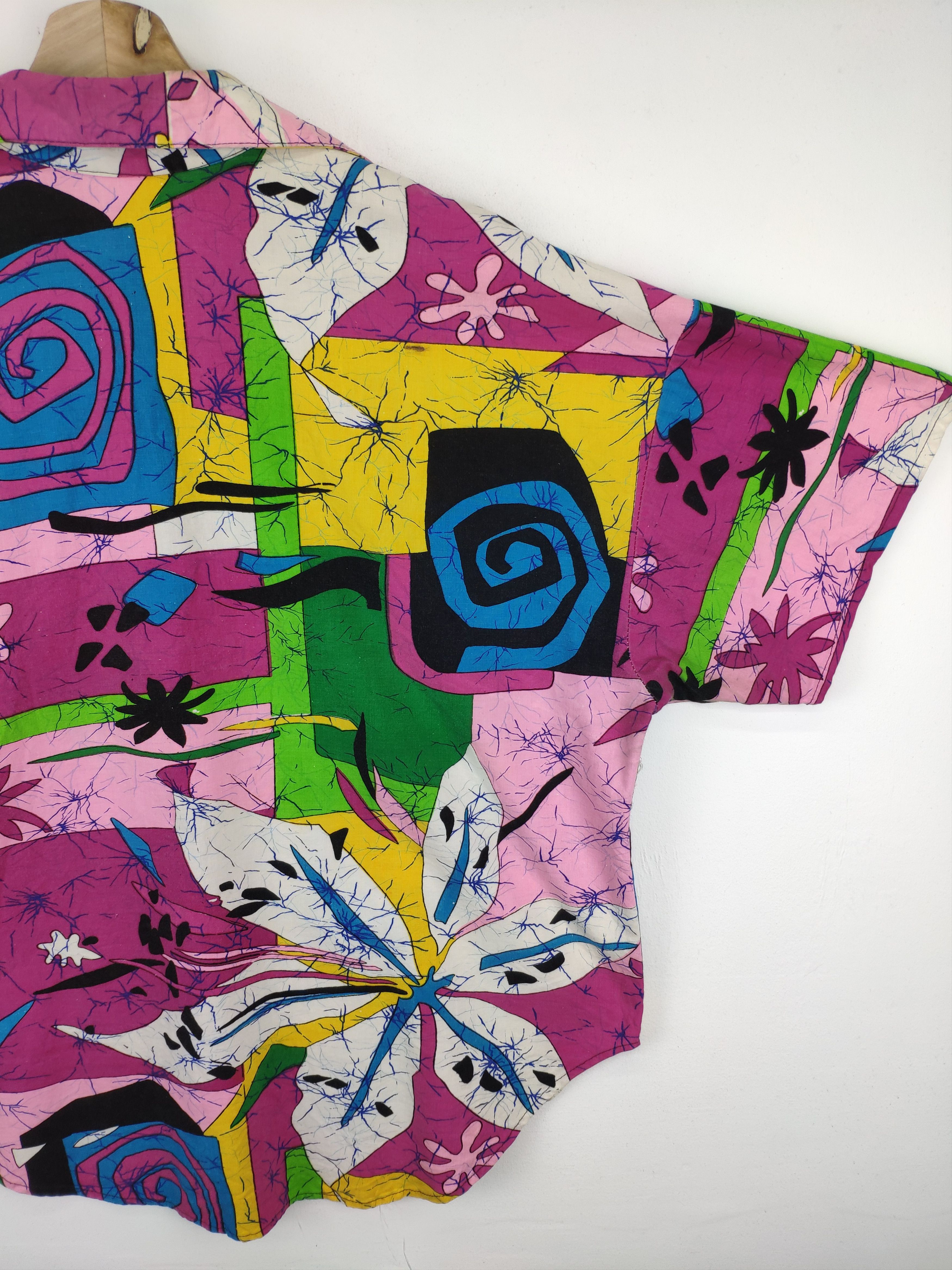 Vintage Vintage 1980s Hawaiian Shirt Abstract Printed Rare Design Size US L / EU 52-54 / 3 - 12 Thumbnail