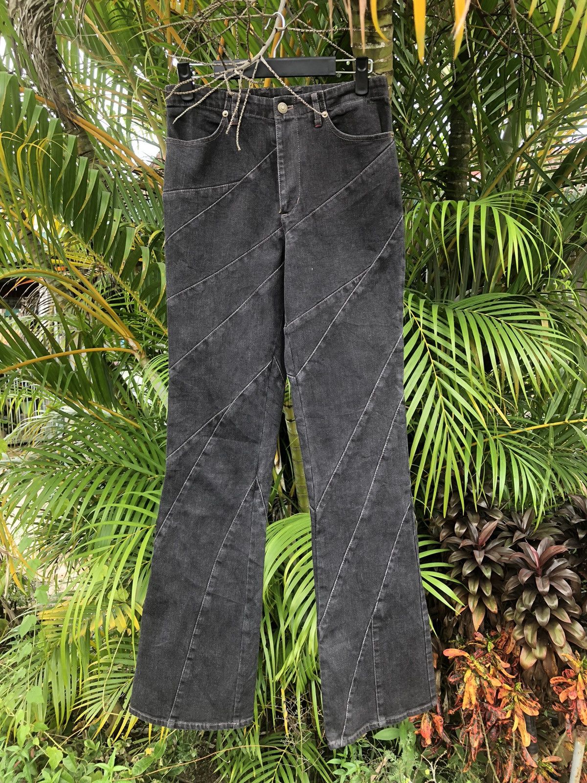 Japanese Brand Rare🔥Eterno Bellezza Patchwork Hysteric Design Flared Jeans Size 27" / US 4 / IT 40 - 1 Thumbnail