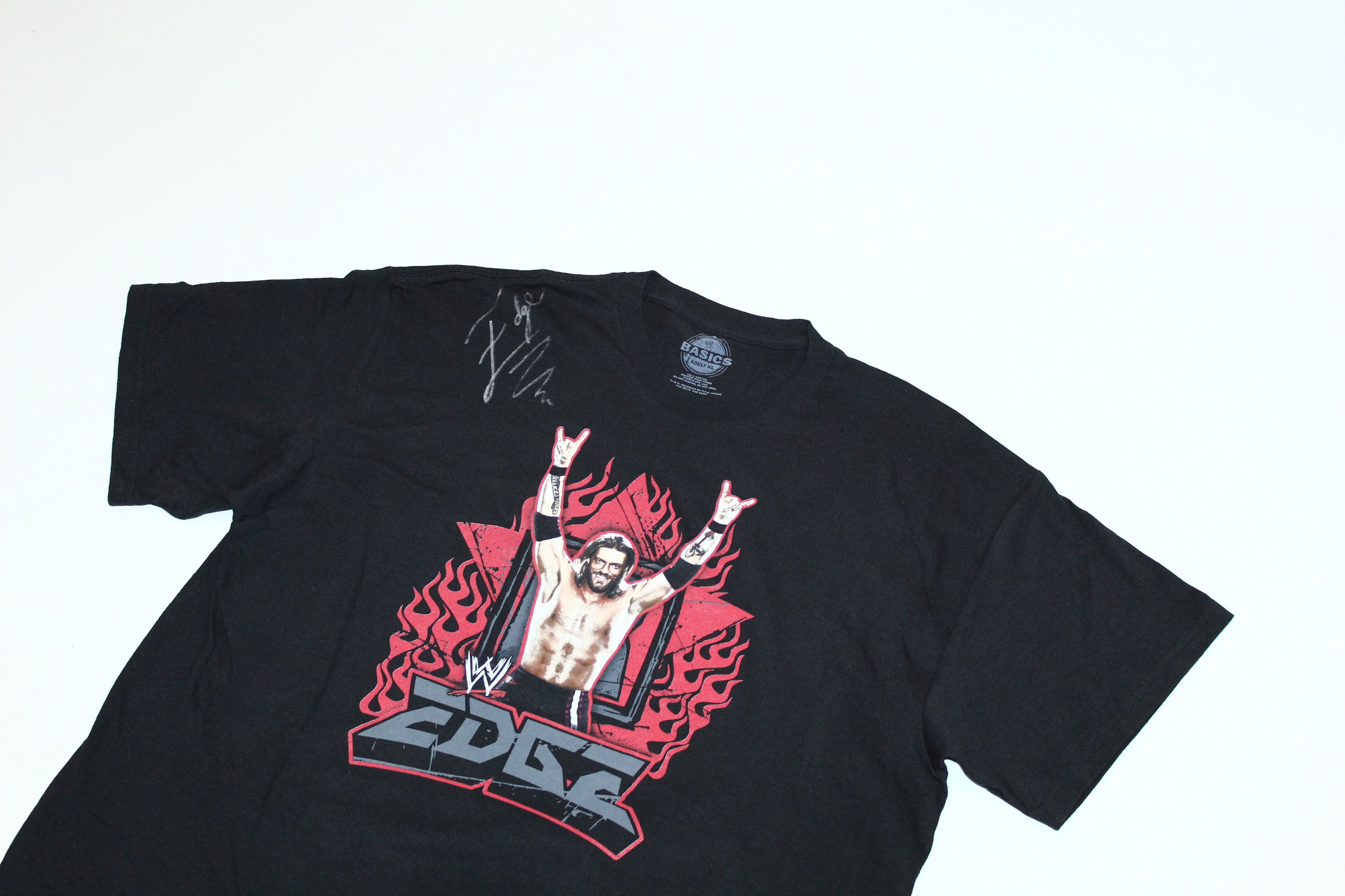WWE 🔥VTG🔥 EDGE SMACK DOWN WWE t-shirt with autograph Size US XL / EU 56 / 4 - 4 Thumbnail
