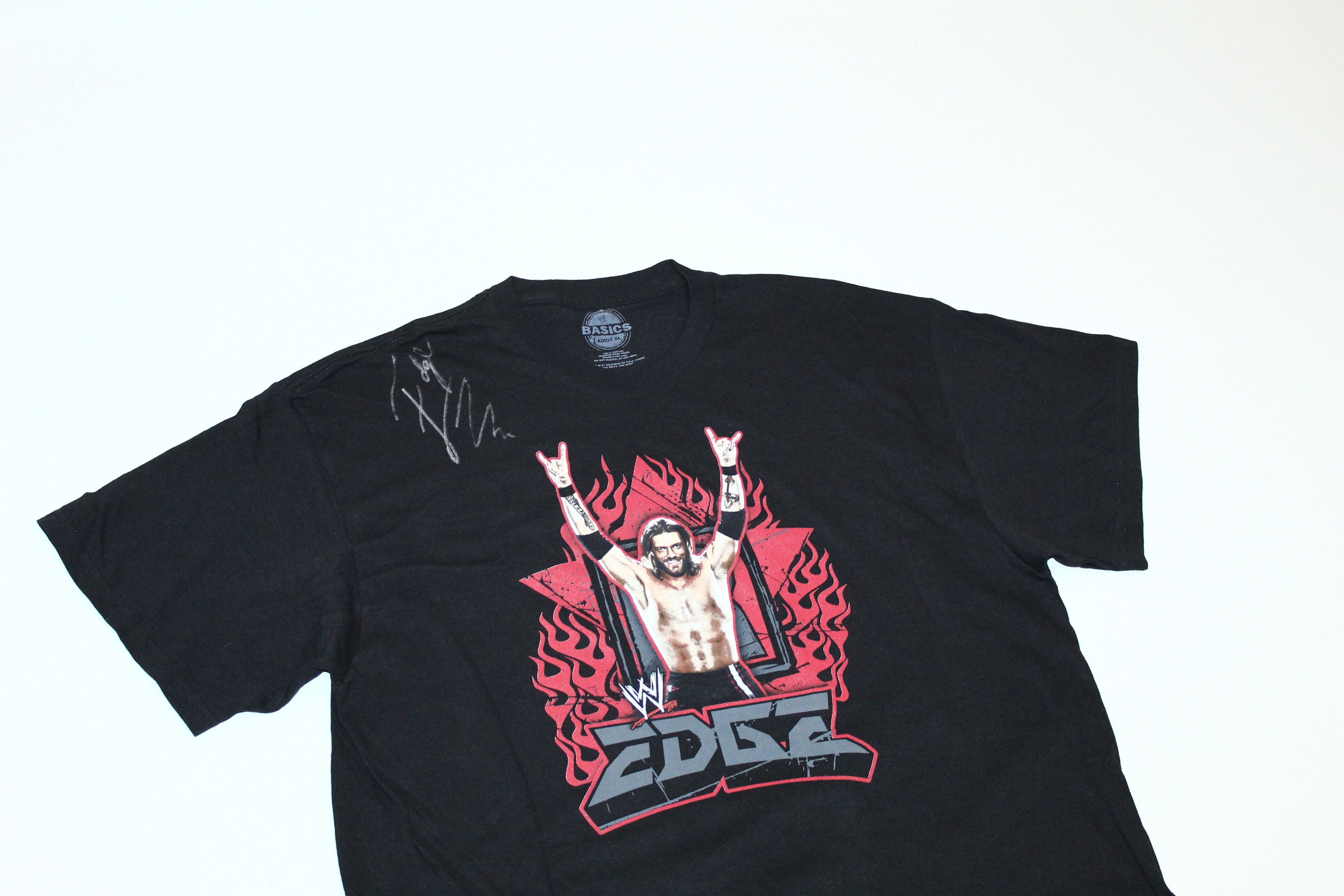 WWE 🔥VTG🔥 EDGE SMACK DOWN WWE t-shirt with autograph Size US XL / EU 56 / 4 - 2 Thumbnail