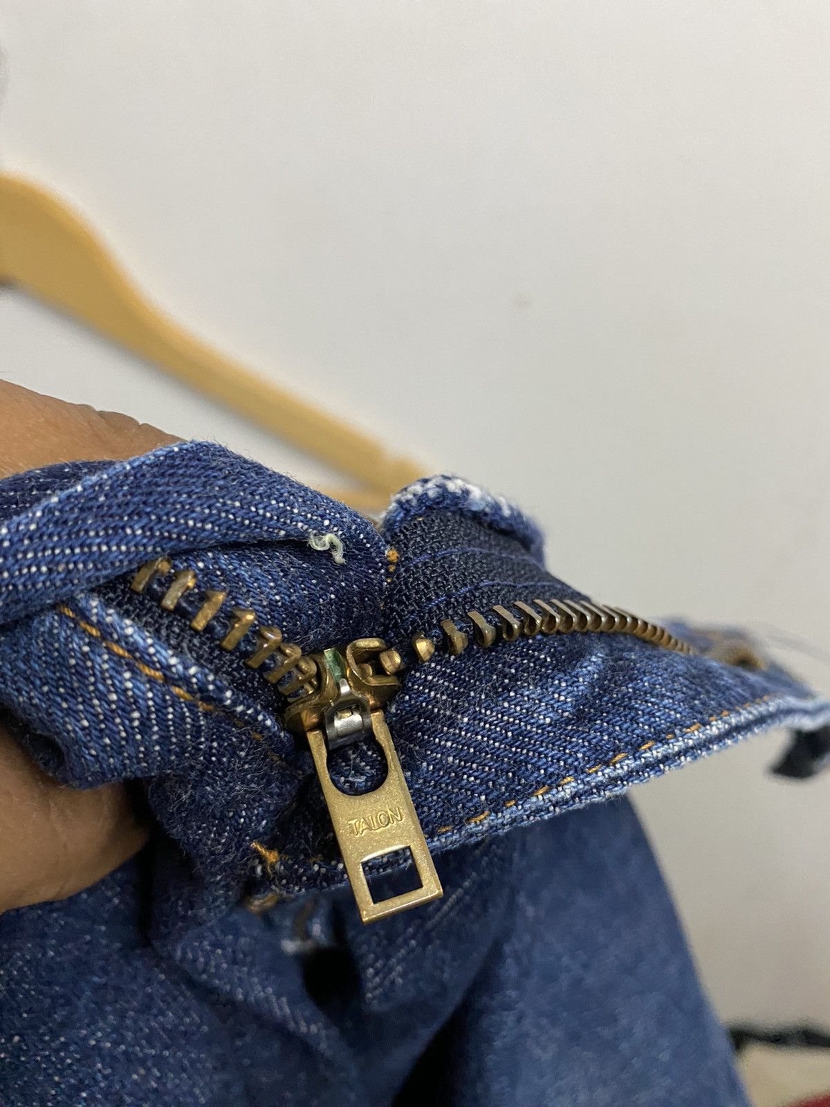 Japanese Brand × Levi's × Vintage LEVI’S 502 90s BIG E BUTTON J09 zip TALON Size US 31 - 16 Thumbnail