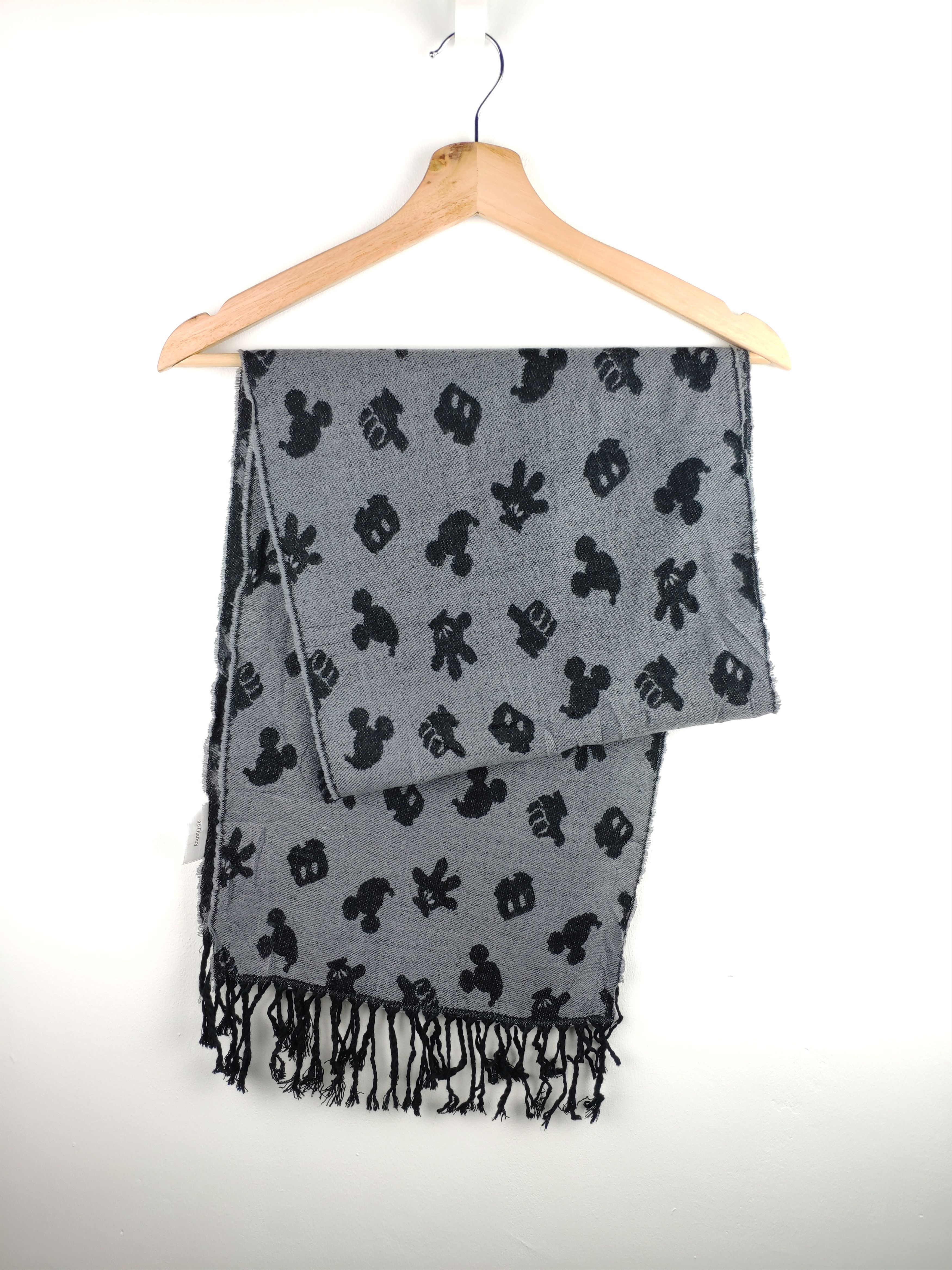 Disney × Mickey Mouse Disney Mickey Mouse Scarf Muffler Double Side Printed Size ONE SIZE - 3 Thumbnail