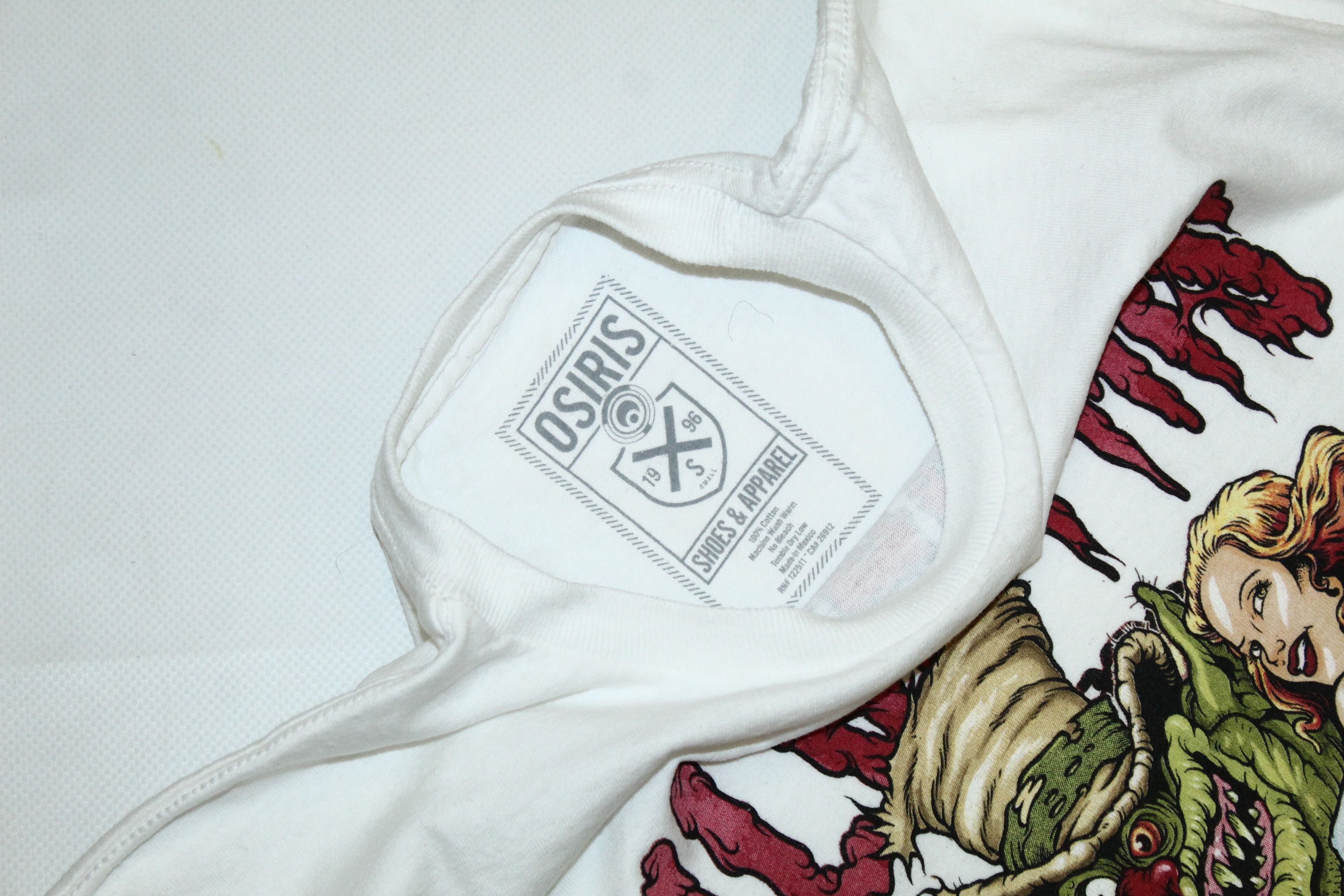 Osiris Vtg OSIRIS Shoes & Apparel Graphic T-shirt Size US S / EU 44-46 / 1 - 5 Thumbnail