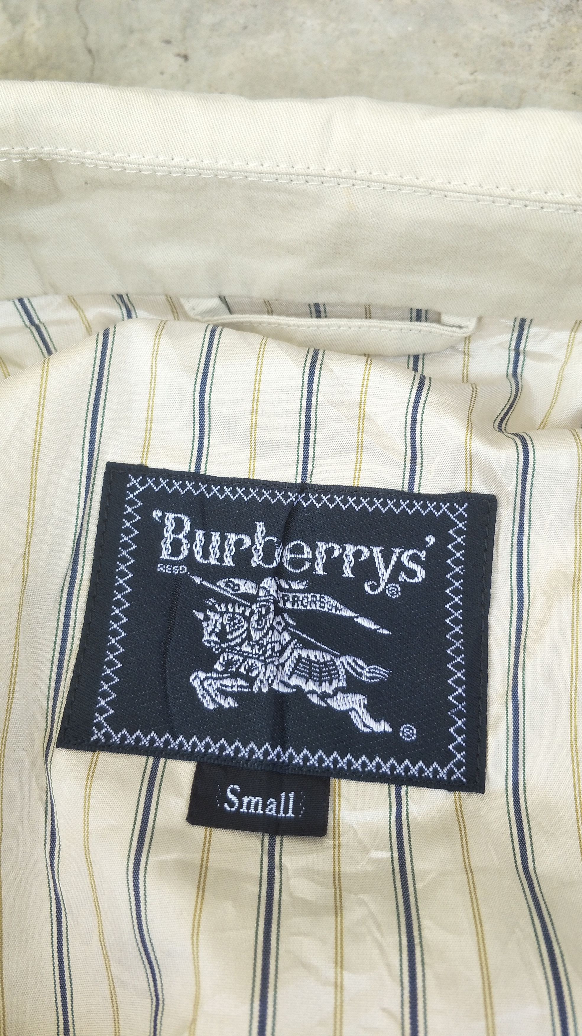 Burberry × Vintage VINTAGE BURBERRY JACKET Size US M / EU 48-50 / 2 - 4 Thumbnail