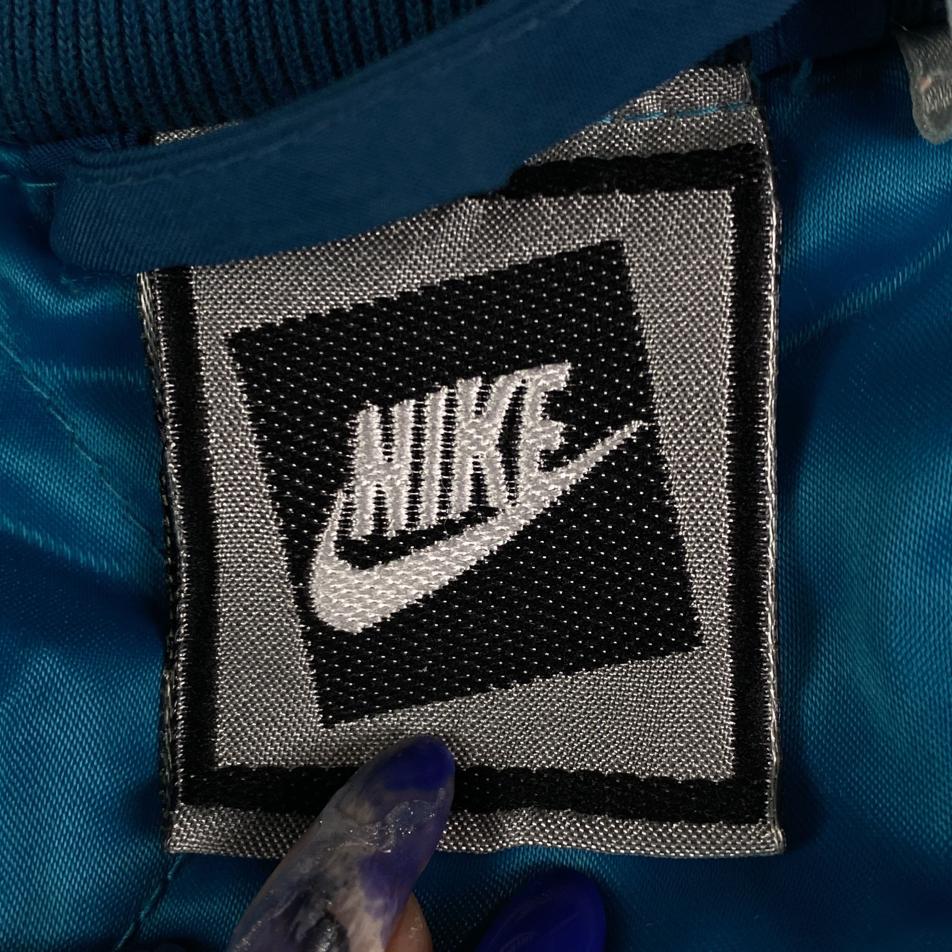 Nike × Vintage Mens Vintage Jacket Nike Size L Size US L / EU 52-54 / 3 - 5 Thumbnail
