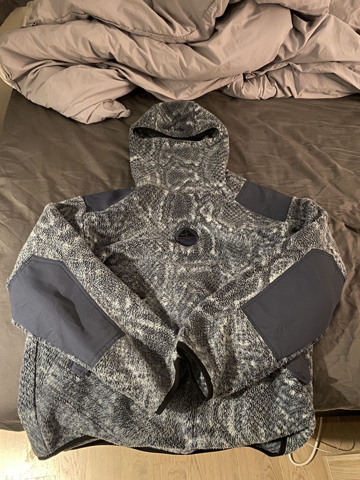 fleece hoodie nike x supreme