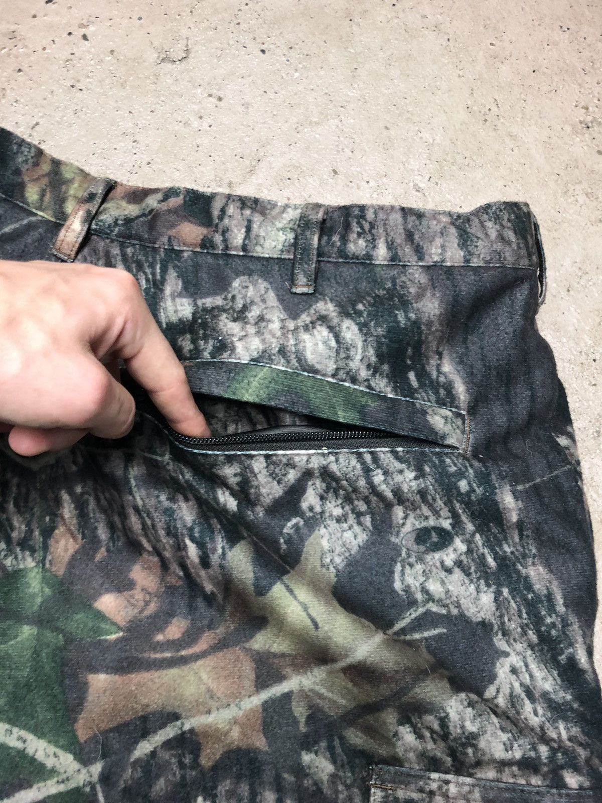 Cabelas × Goretex Cabelas dry plus camouflage cargo pants insulated Size US 40 / EU 56 - 9 Thumbnail