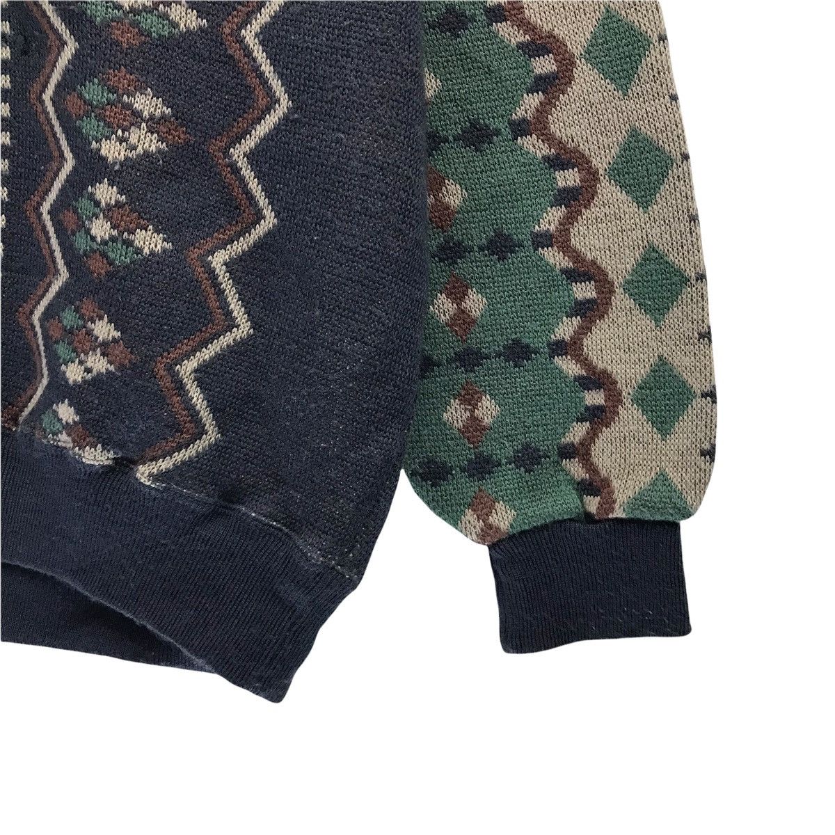 Vintage Simple Life Native Nice Pattern Sweatshirt