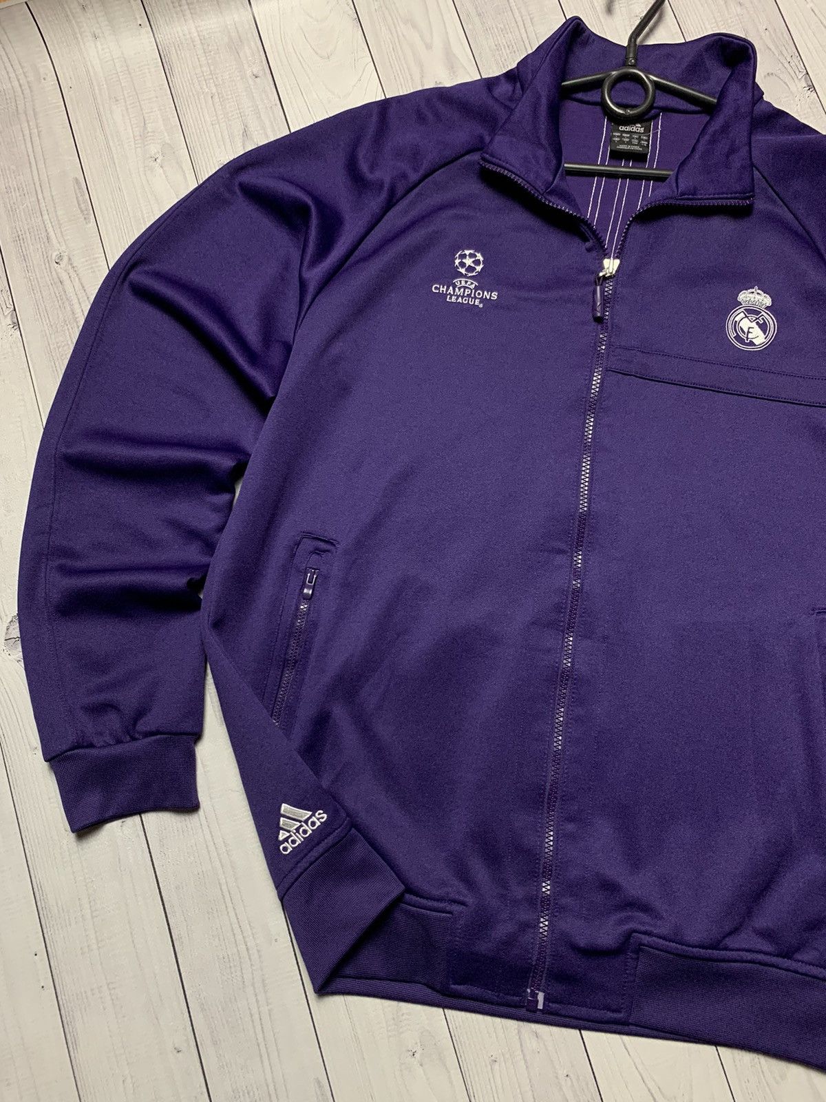 Vintage Vintage Real Madrid adidas soccer track jacket rare purple Size US L / EU 52-54 / 3 - 3 Thumbnail