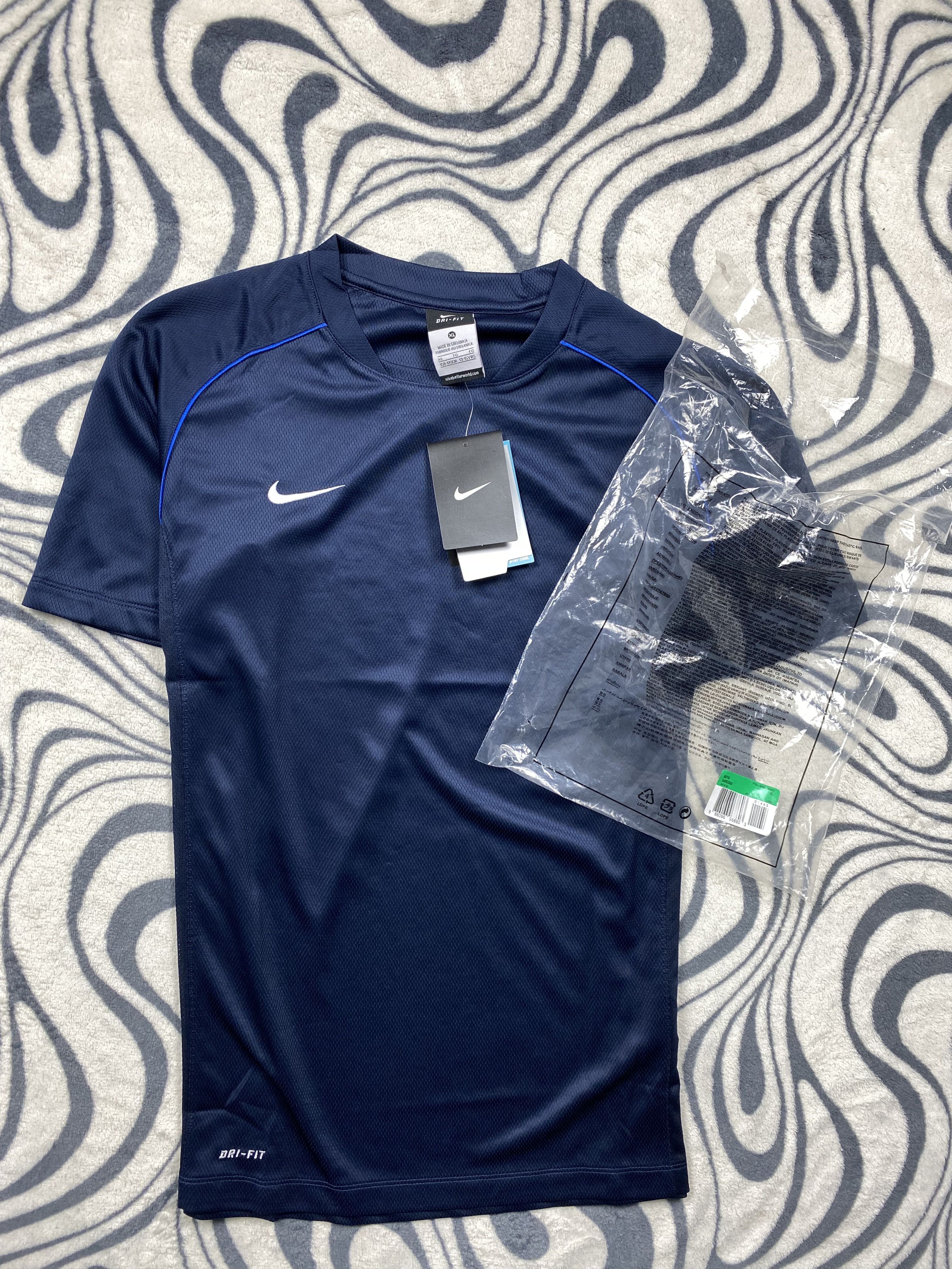 Nike NEW! Nike Dri Fit Mens T-Shirt Tee Y2K Drill Size US S / EU 44-46 / 1 - 9 Thumbnail