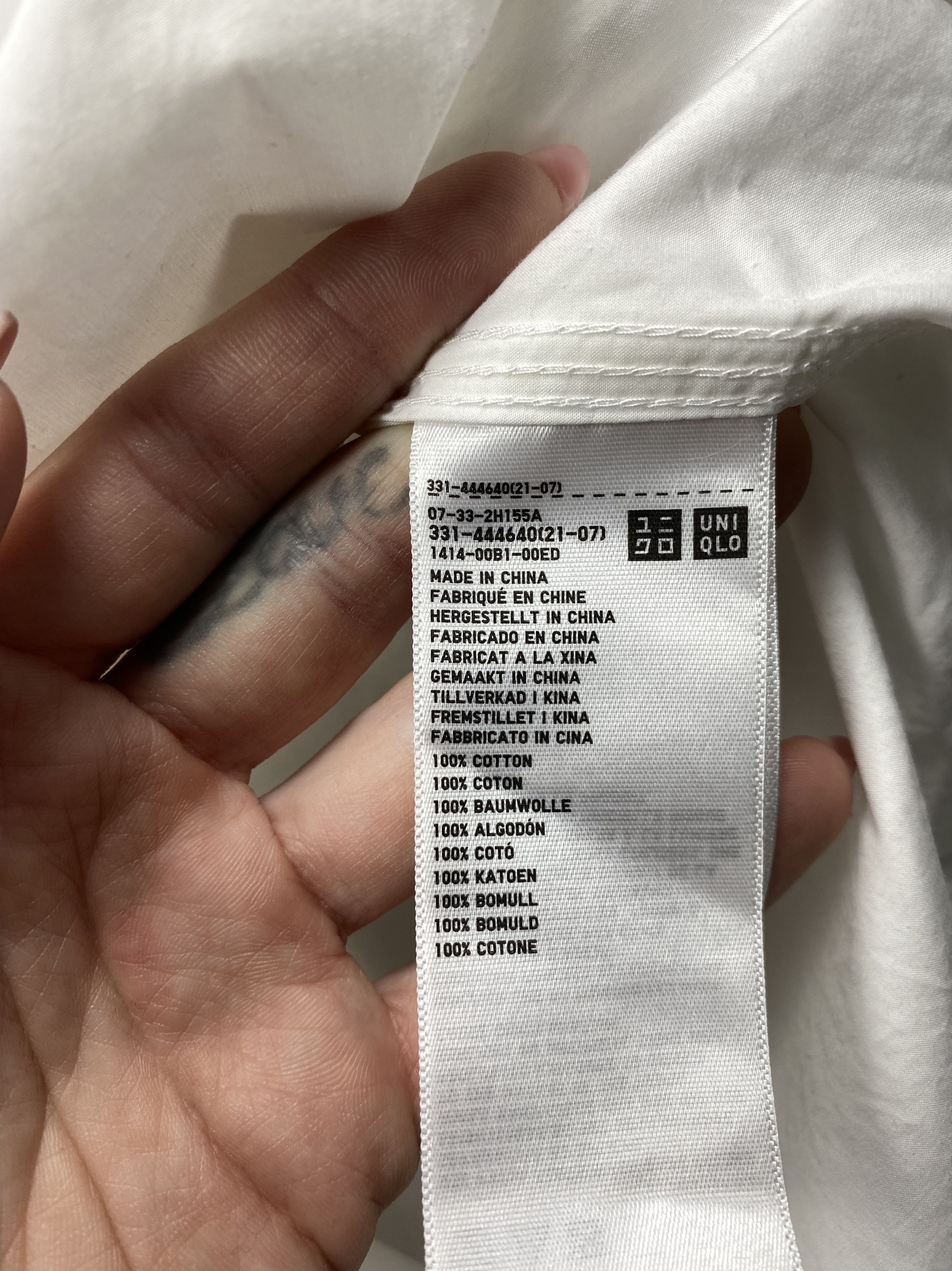 JW Anderson JW Anderson x Uniqlo Long Sleeve Shirt Size US XL / EU 56 / 4 - 7 Thumbnail