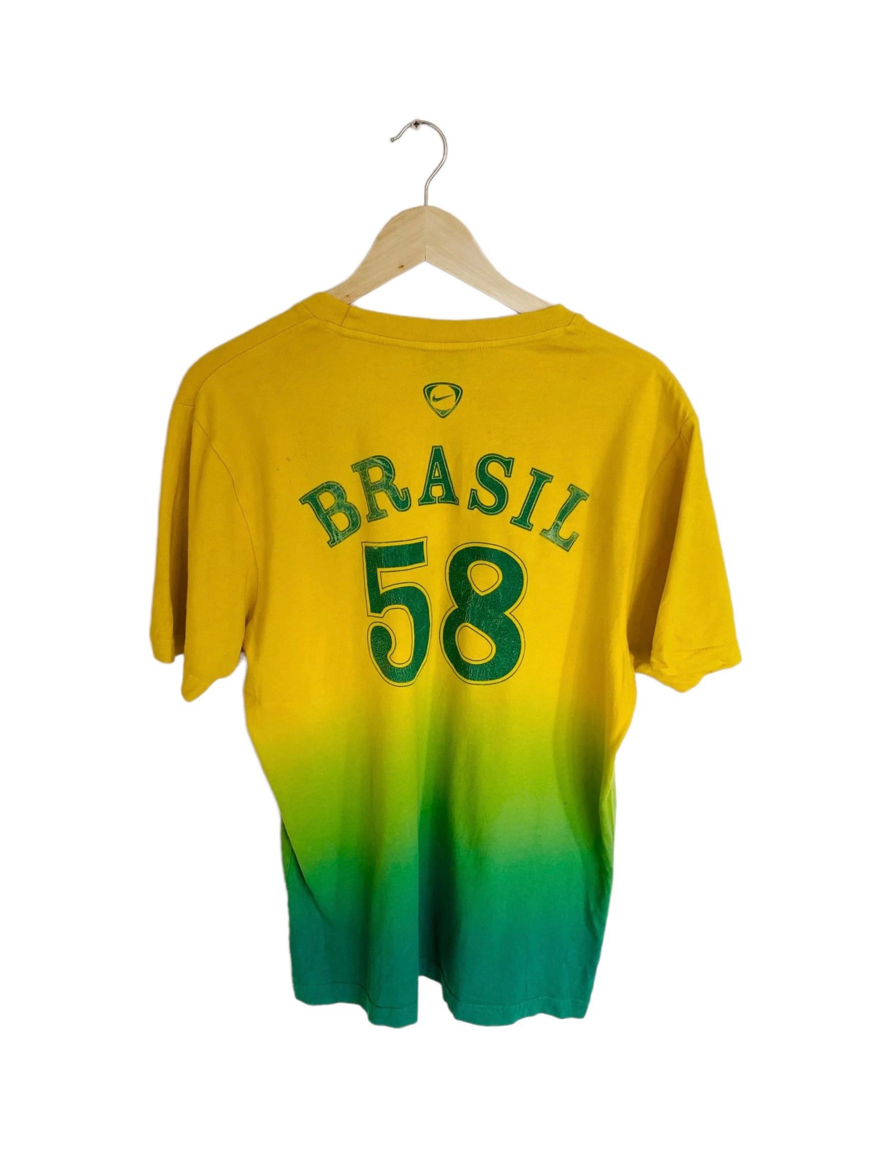 Nike × Vintage 00s' Nike Brasil football tee, size M Size US M / EU 48-50 / 2 - 2 Thumbnail